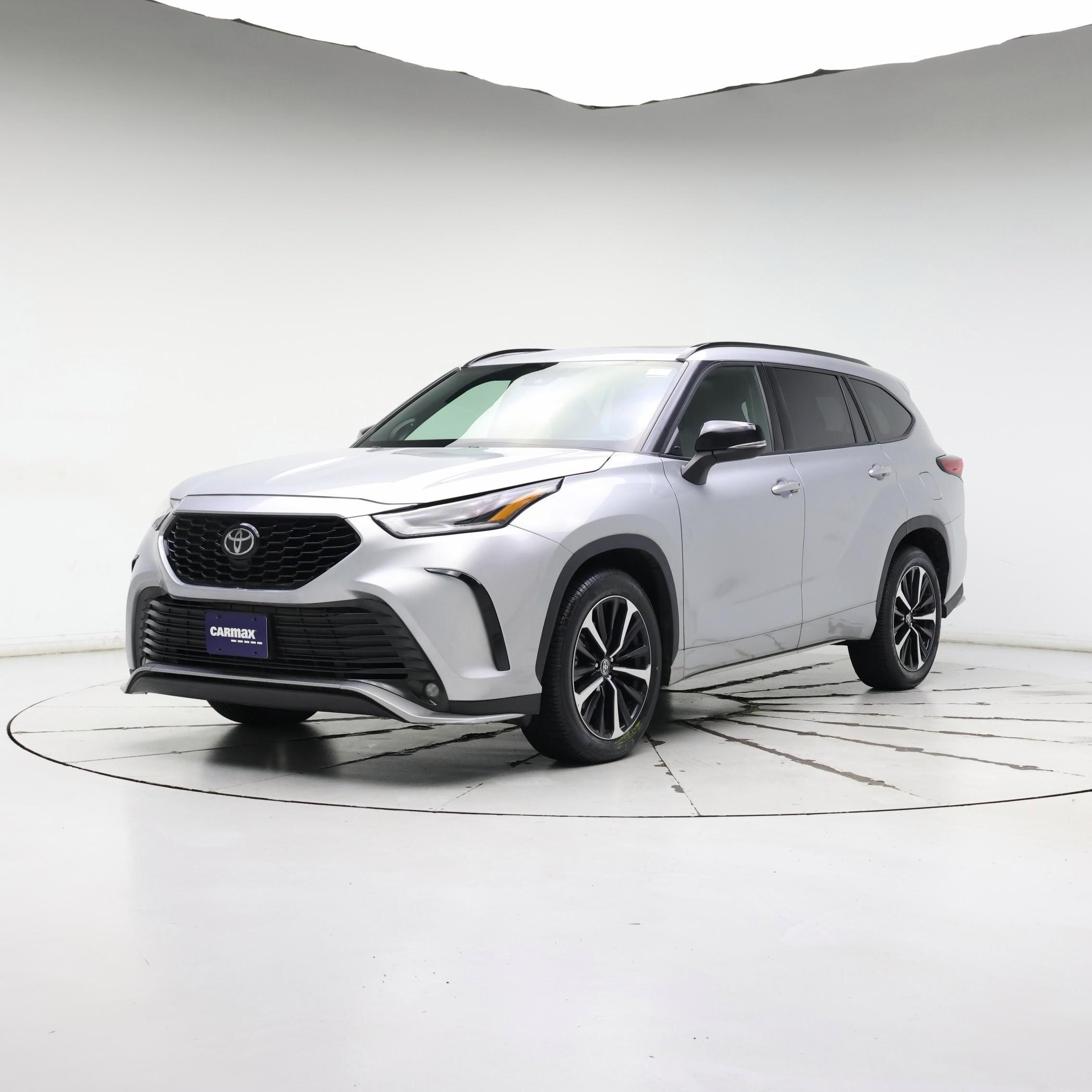 Thumbnail: 2021 Toyota Highlander - 4