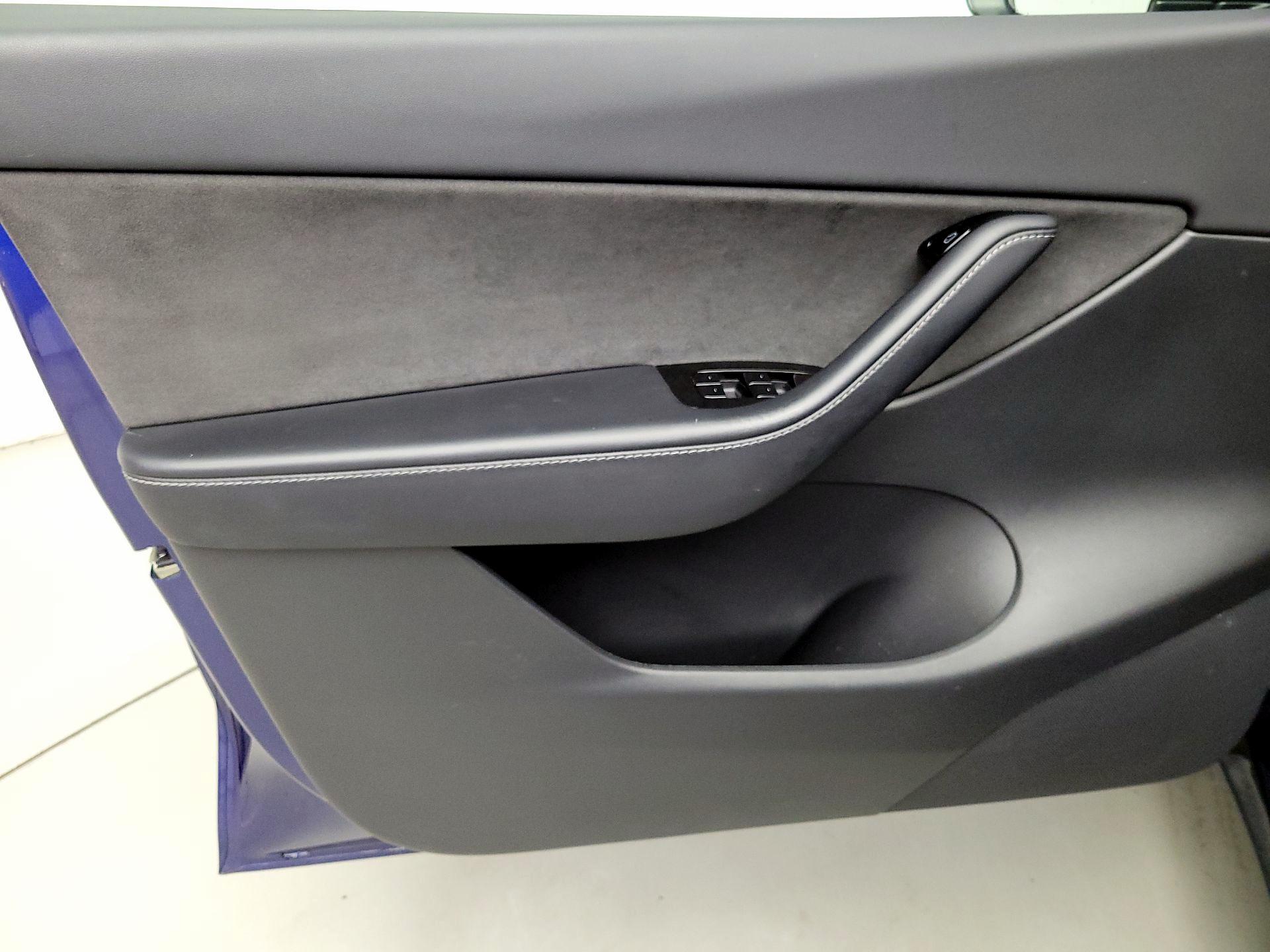 Thumbnail: 2021 Tesla Model Y - 12