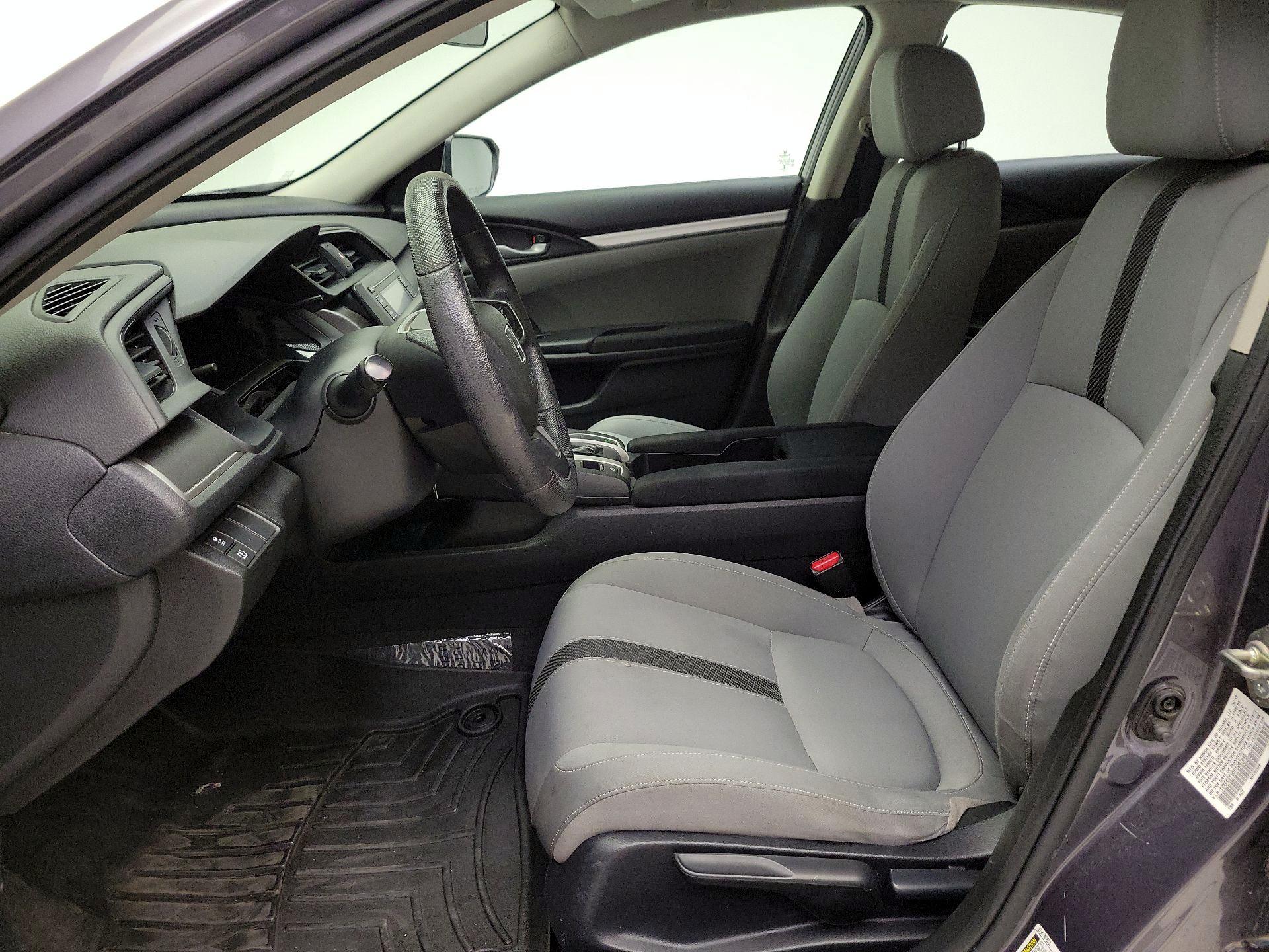 Thumbnail: 2016 Honda Civic - 11