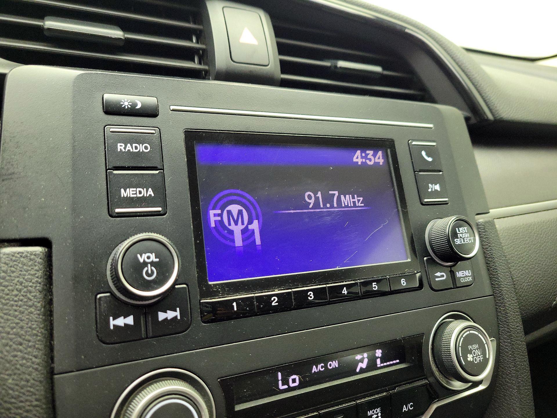Thumbnail: 2016 Honda Civic - 14