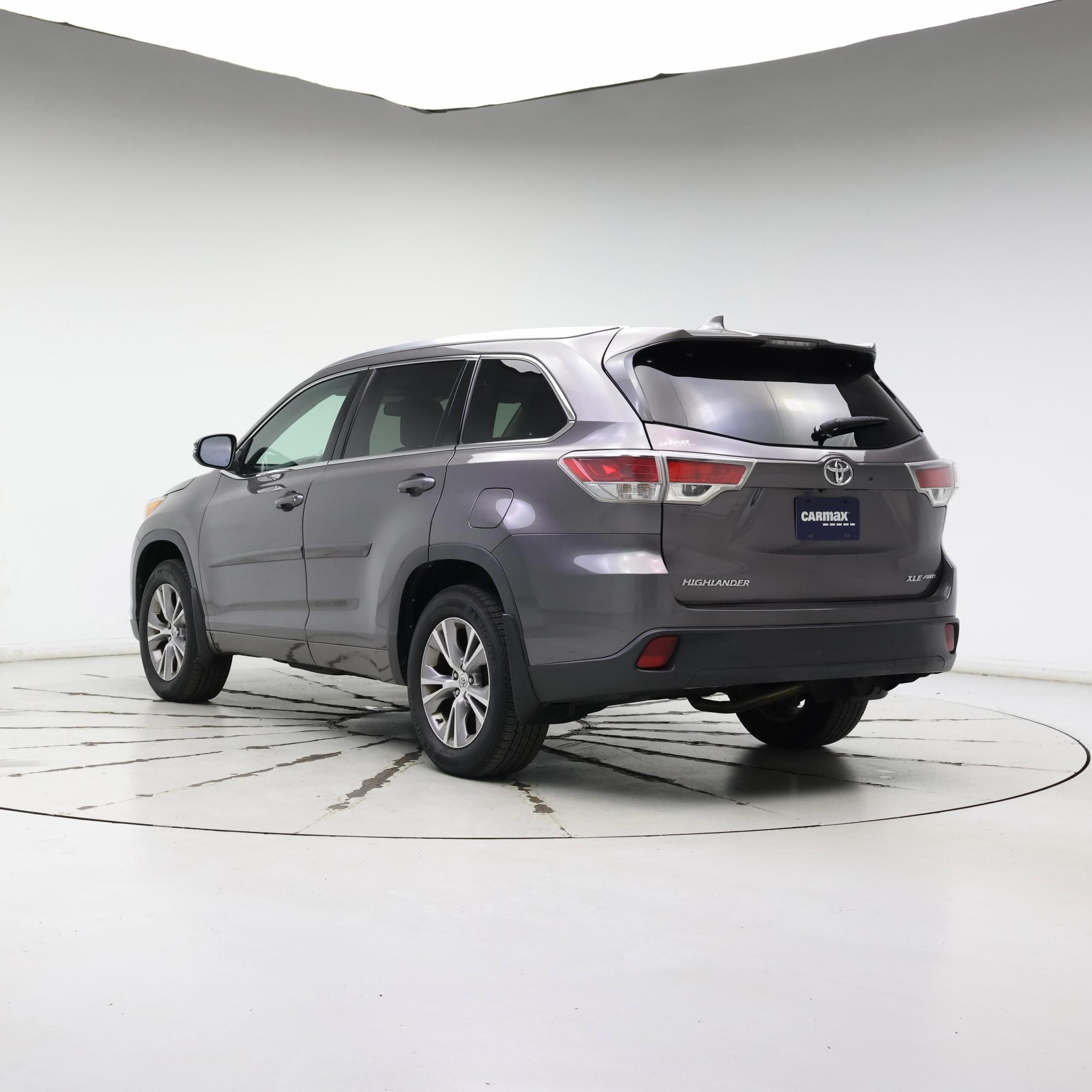 Thumbnail: 2015 Toyota Highlander - 2