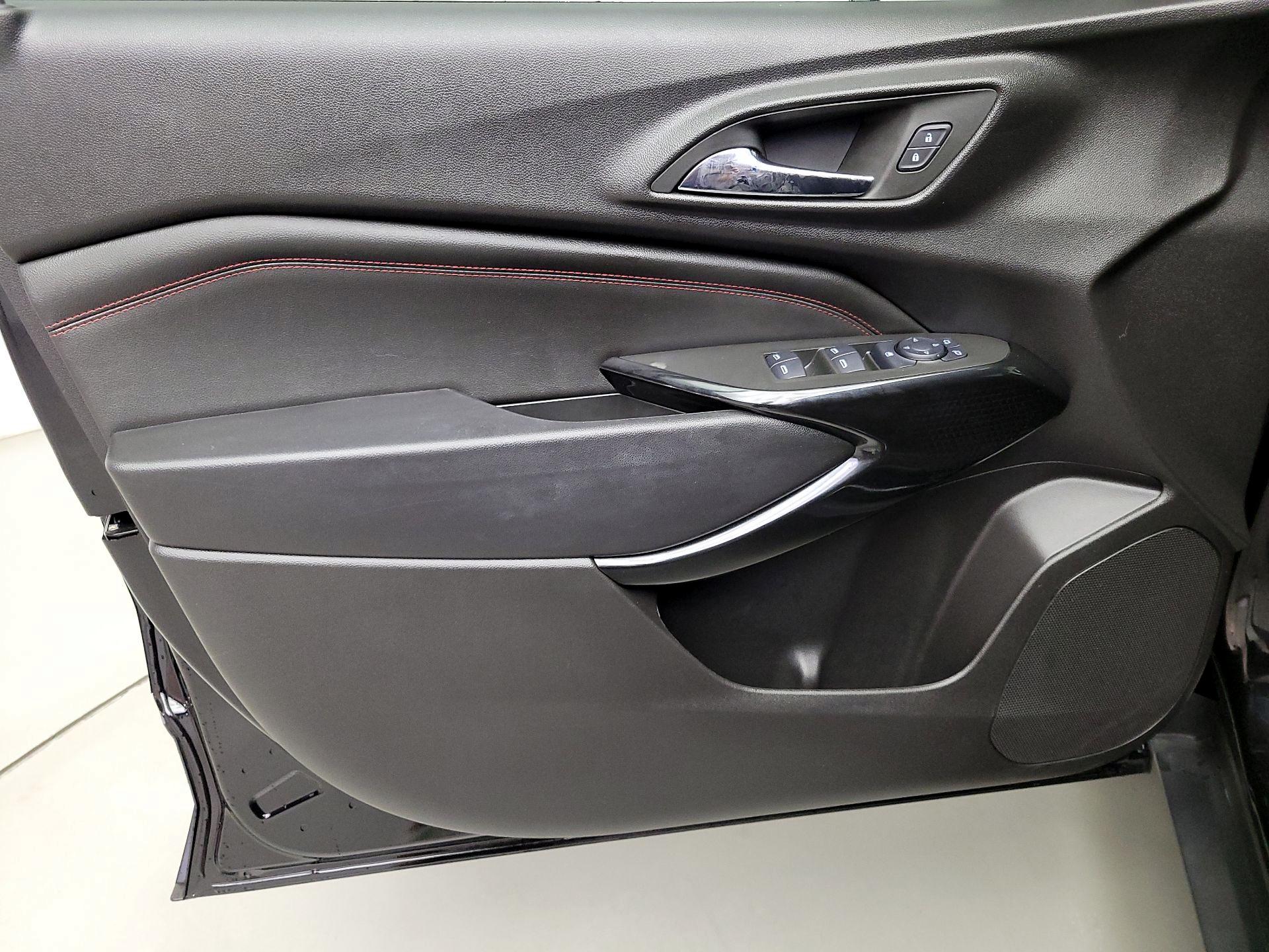 Thumbnail: 2025 Chevrolet Trax - 12