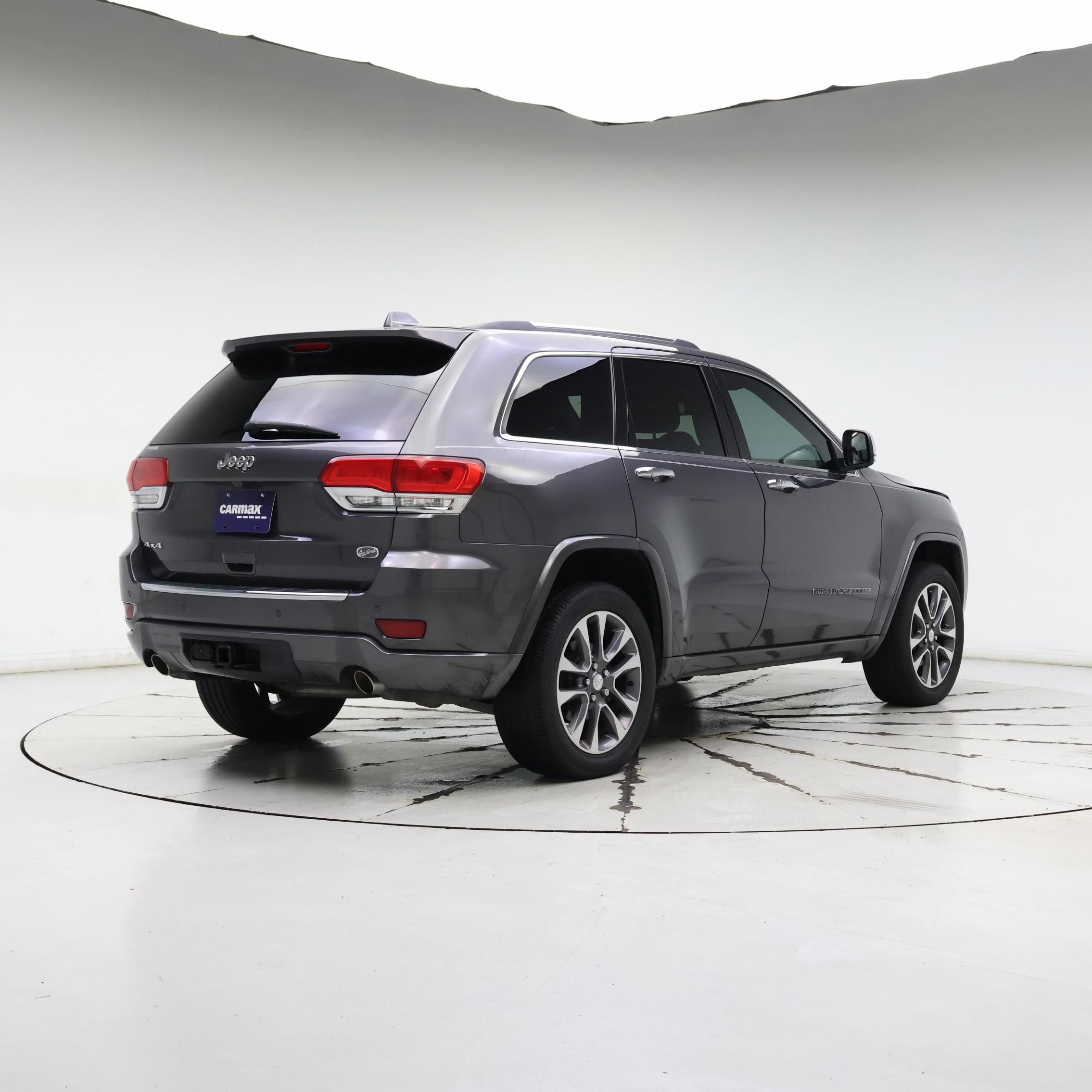 Thumbnail: 2017 Jeep Grand Cherokee - 8