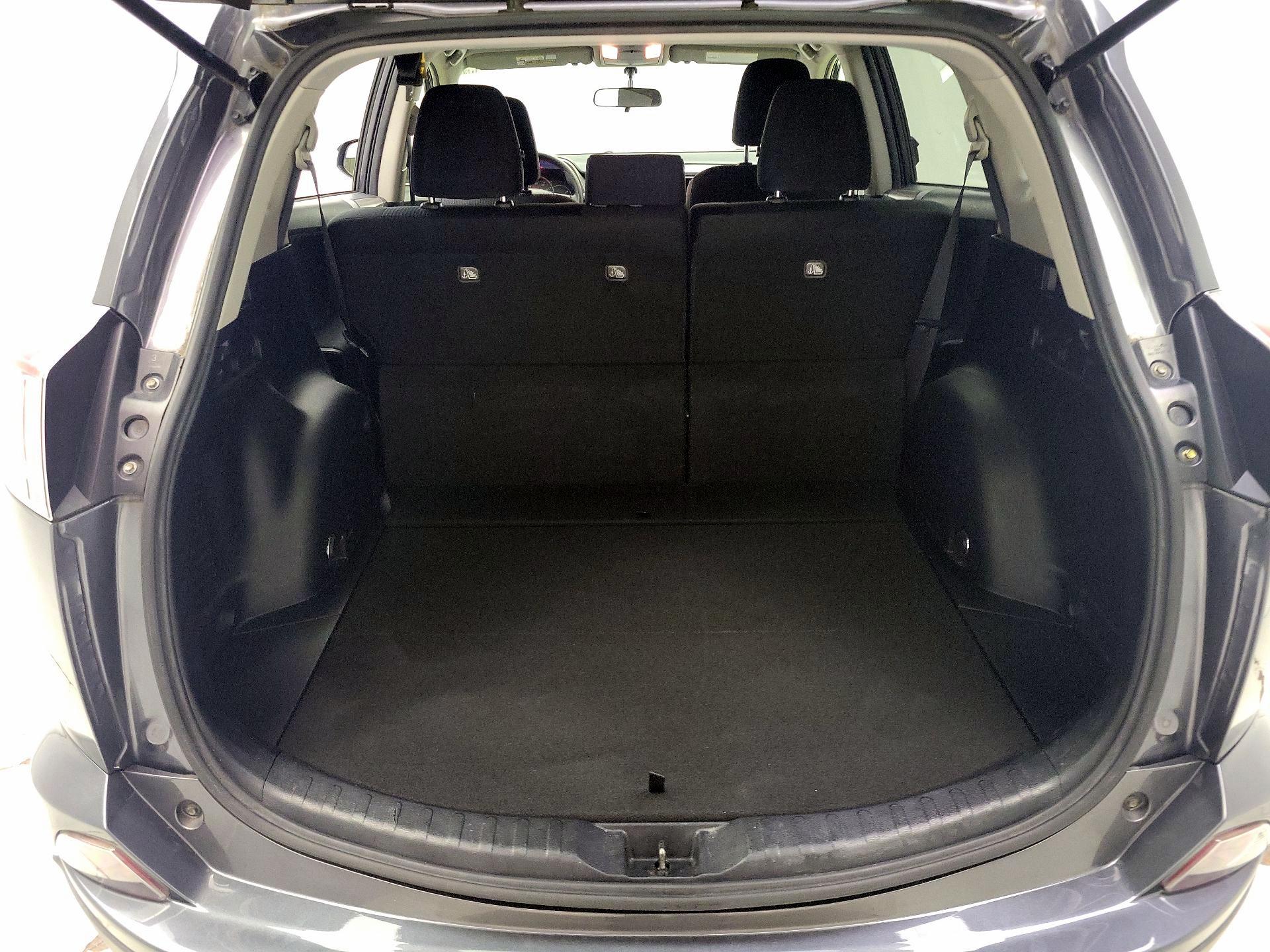 Thumbnail: 2016 Toyota RAV4 - 20