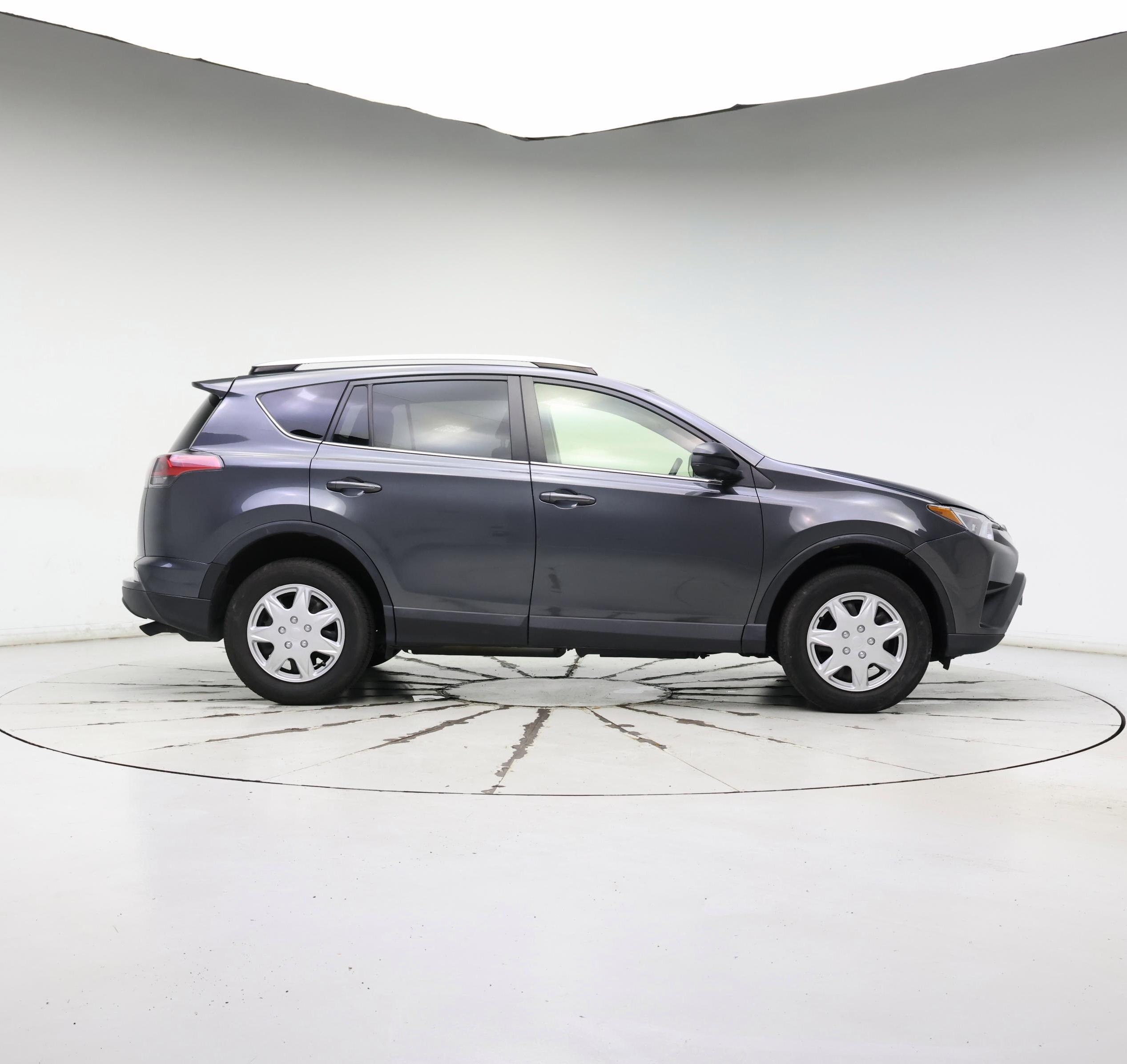 Thumbnail: 2016 Toyota RAV4 - 7