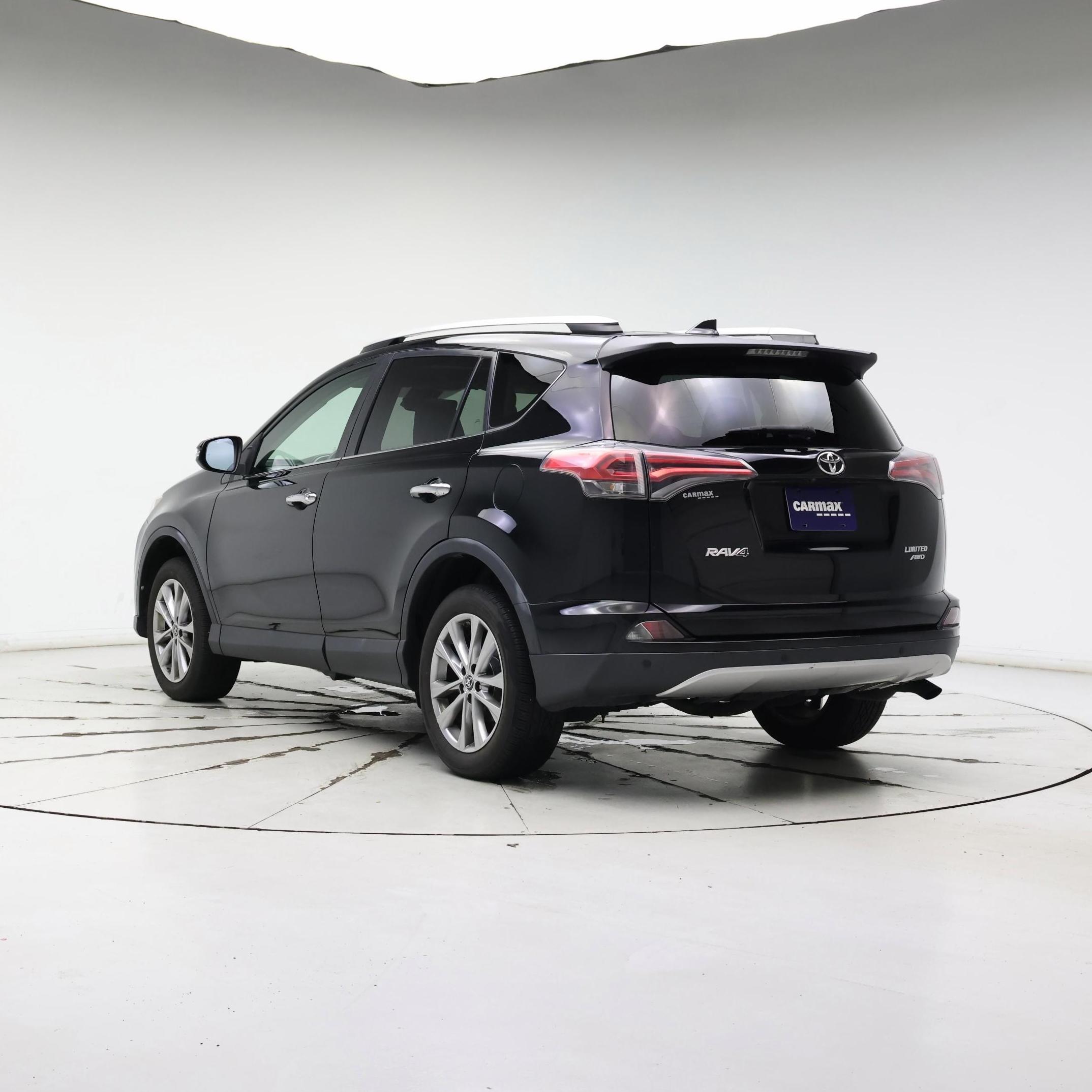 Thumbnail: 2016 Toyota RAV4 - 2
