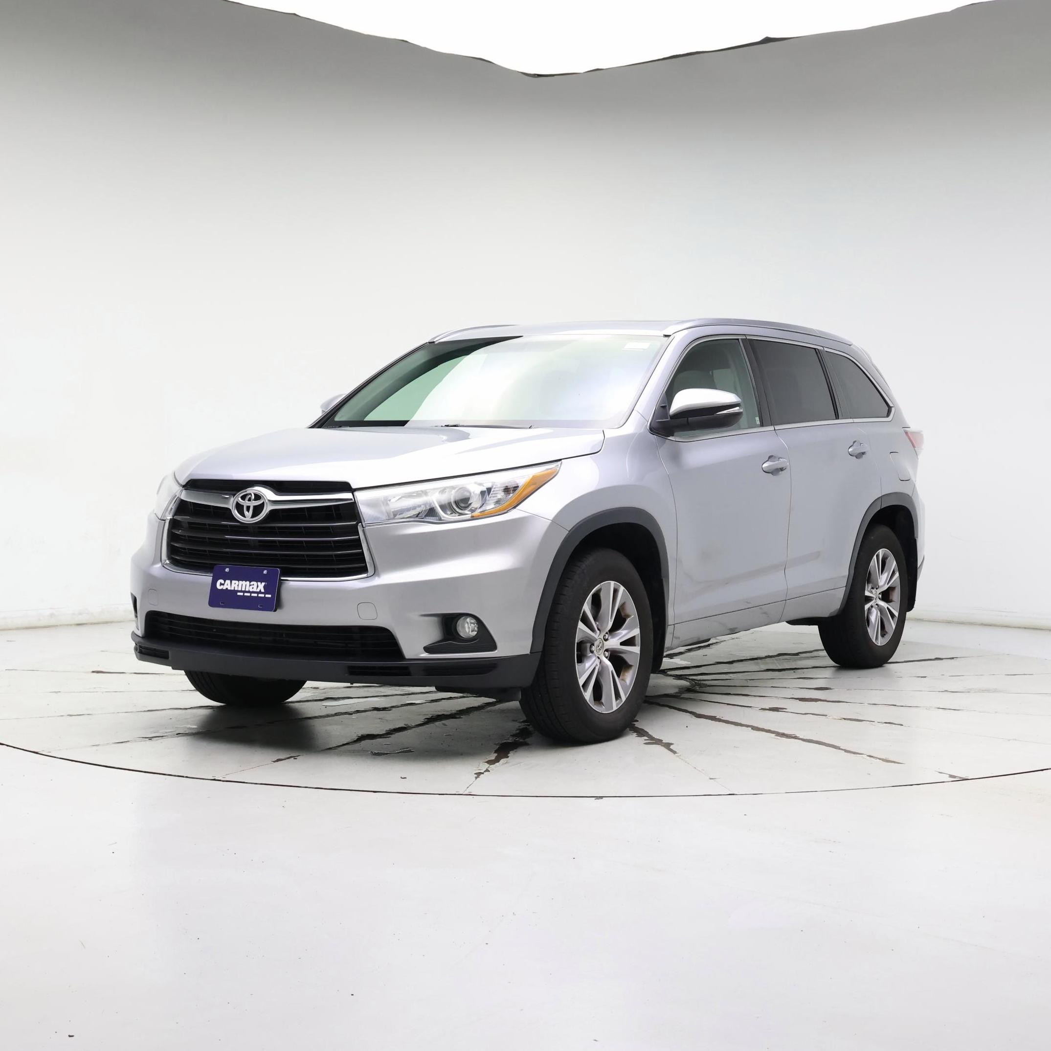 Thumbnail: 2015 Toyota Highlander - 4