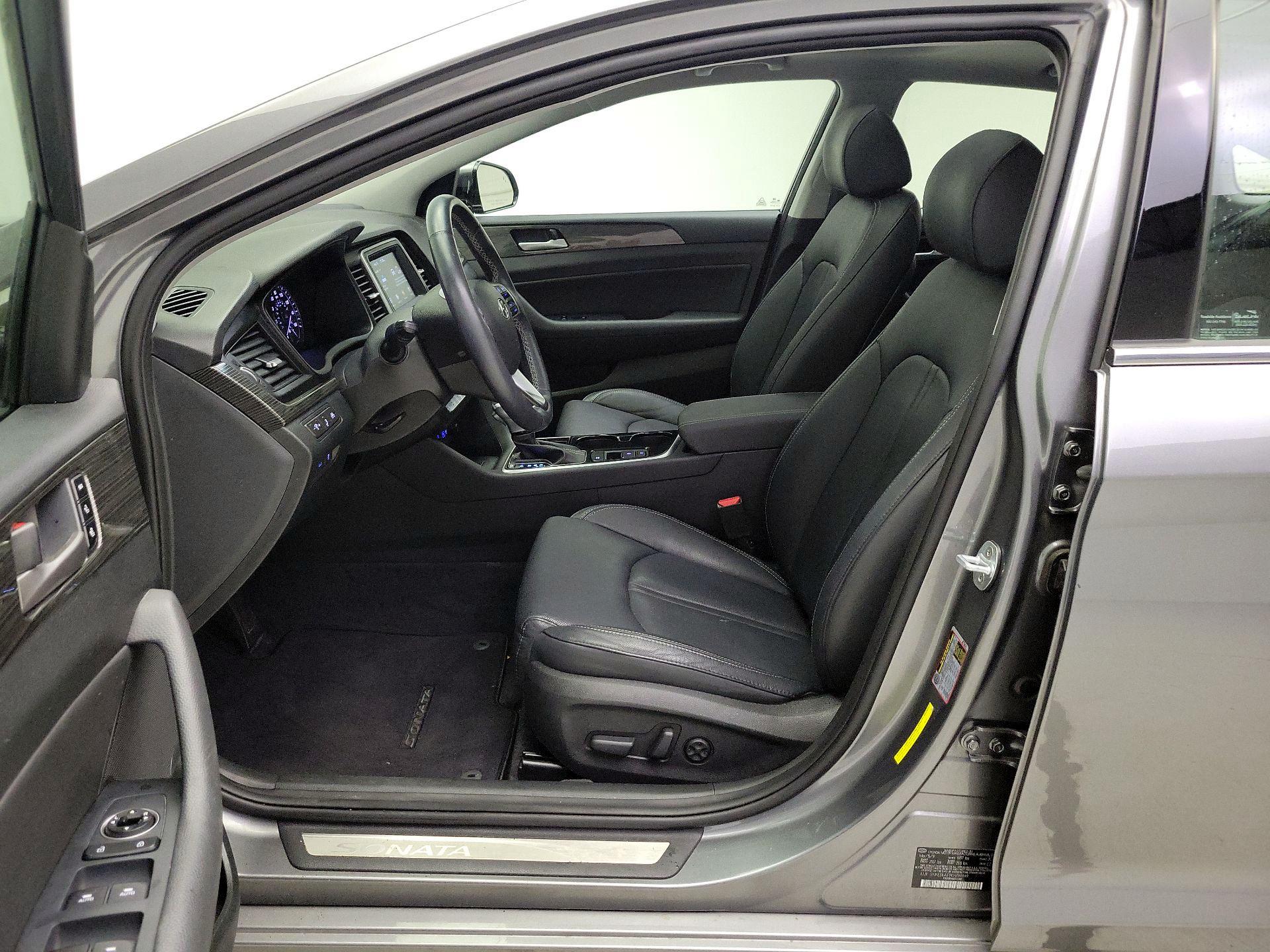 Thumbnail: 2019 Hyundai Sonata - 11