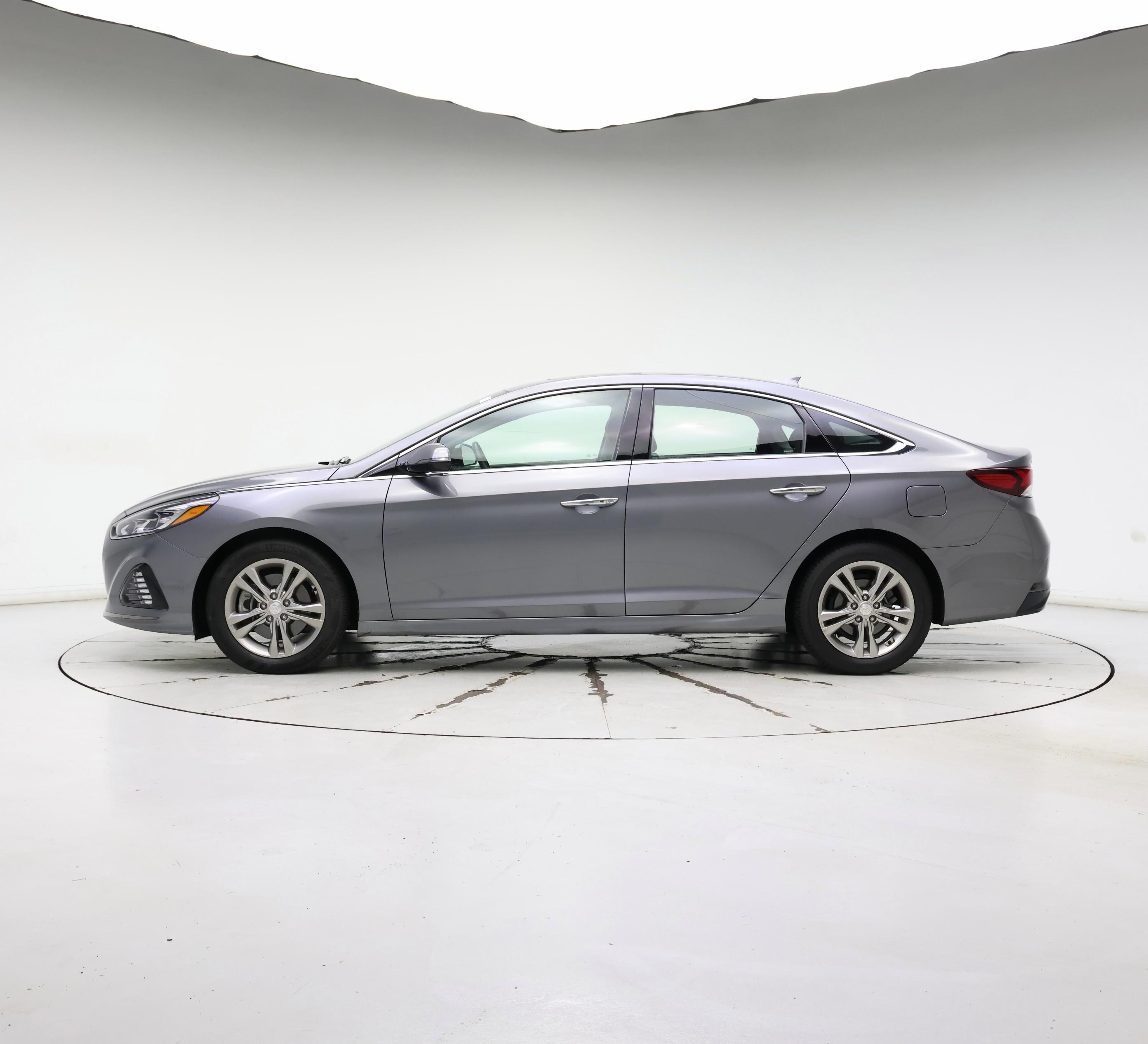 Thumbnail: 2019 Hyundai Sonata - 3