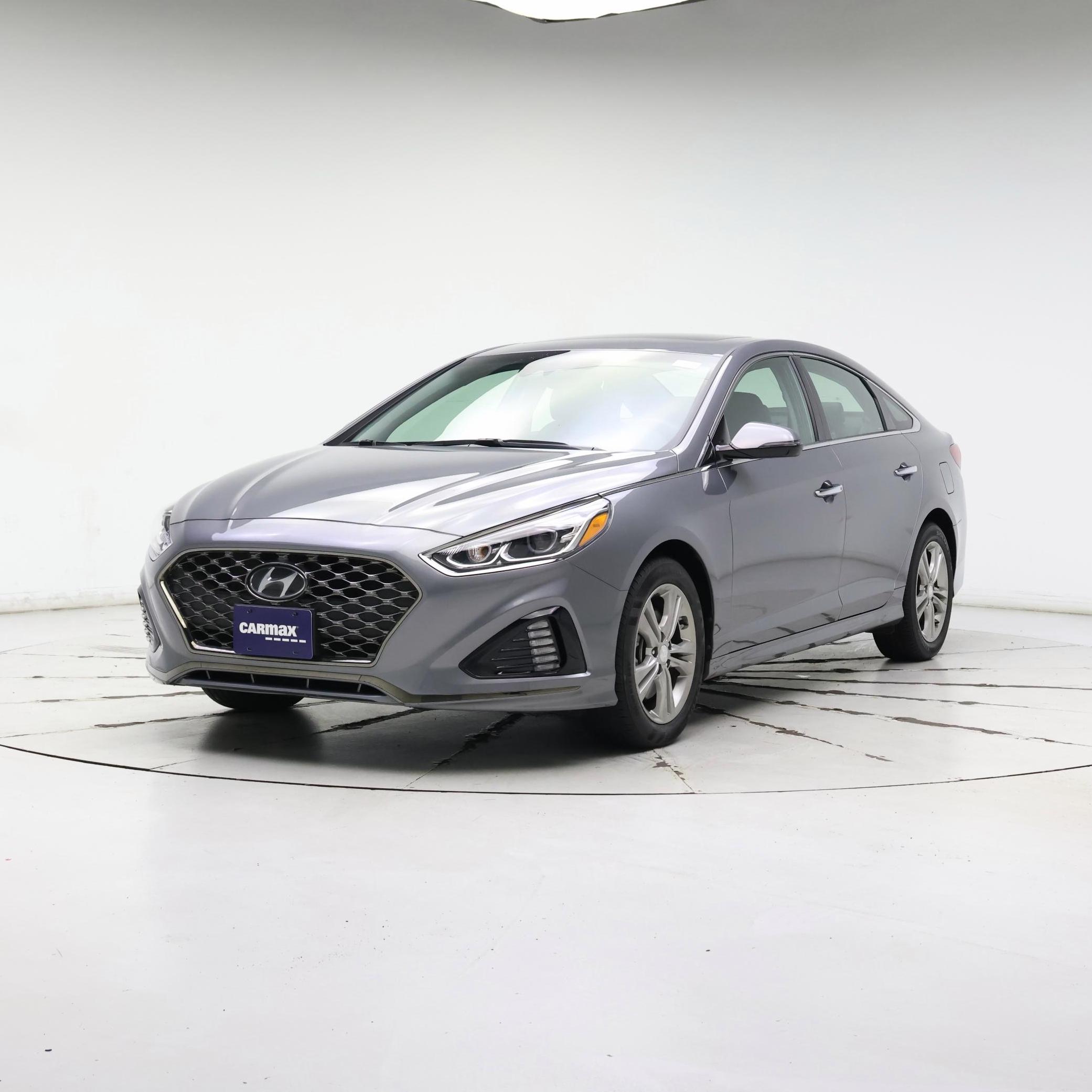 Thumbnail: 2019 Hyundai Sonata - 4