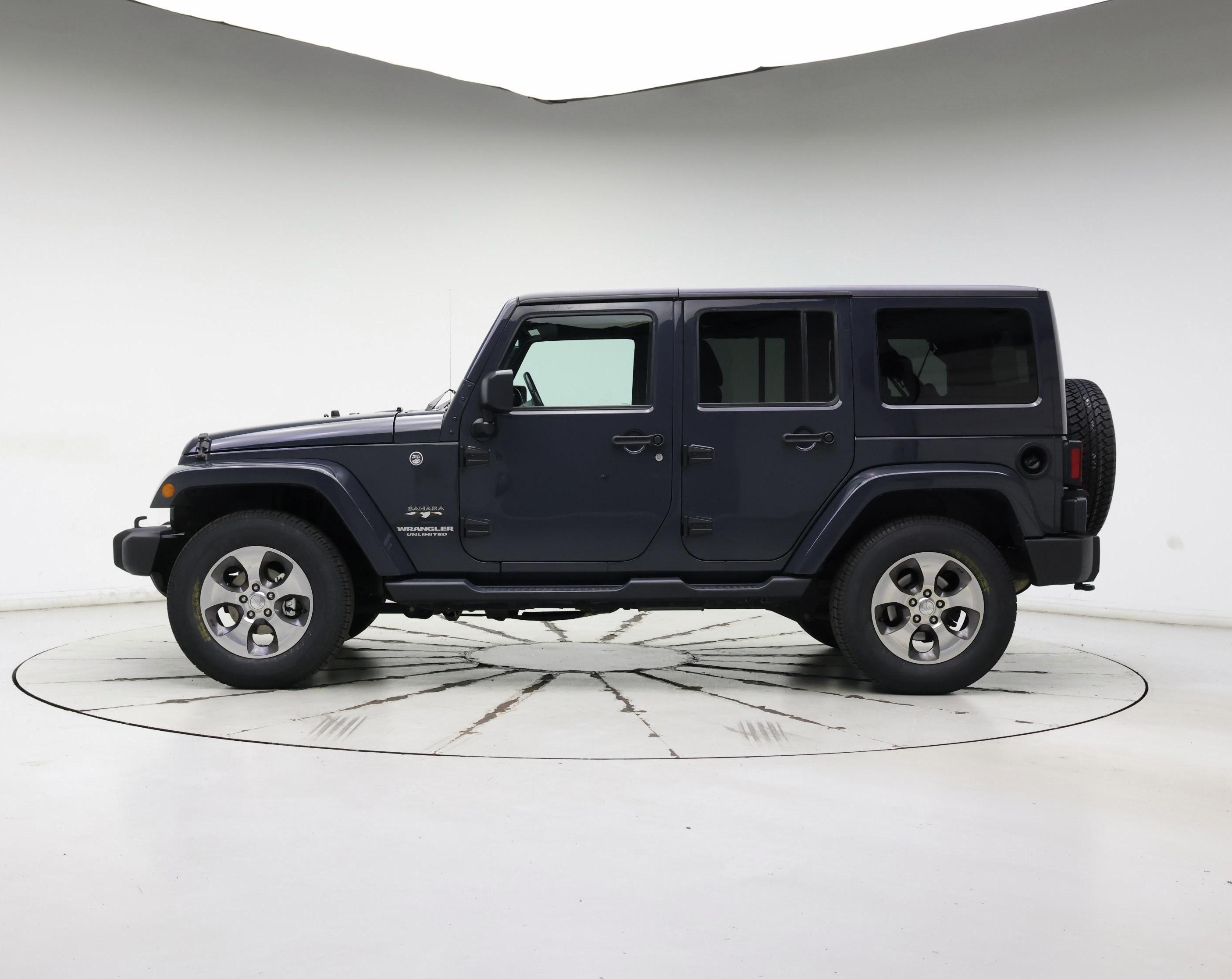 Thumbnail: 2017 Jeep Wrangler - 3