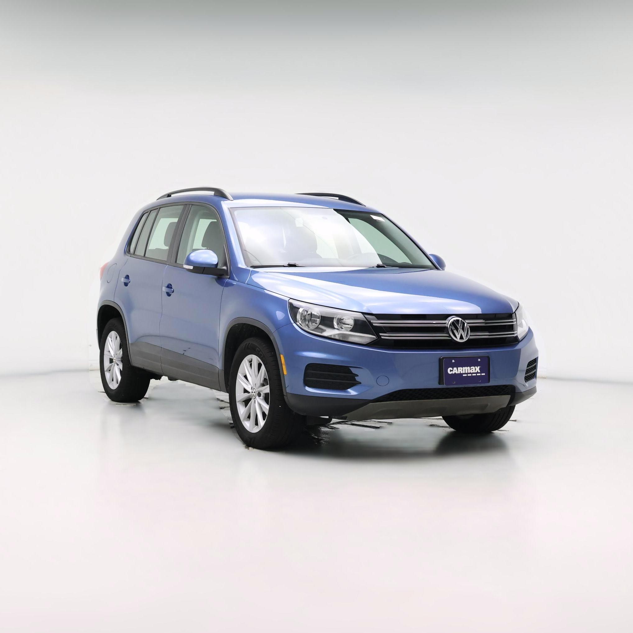 Thumbnail: 2017 Volkswagen Tiguan - 1