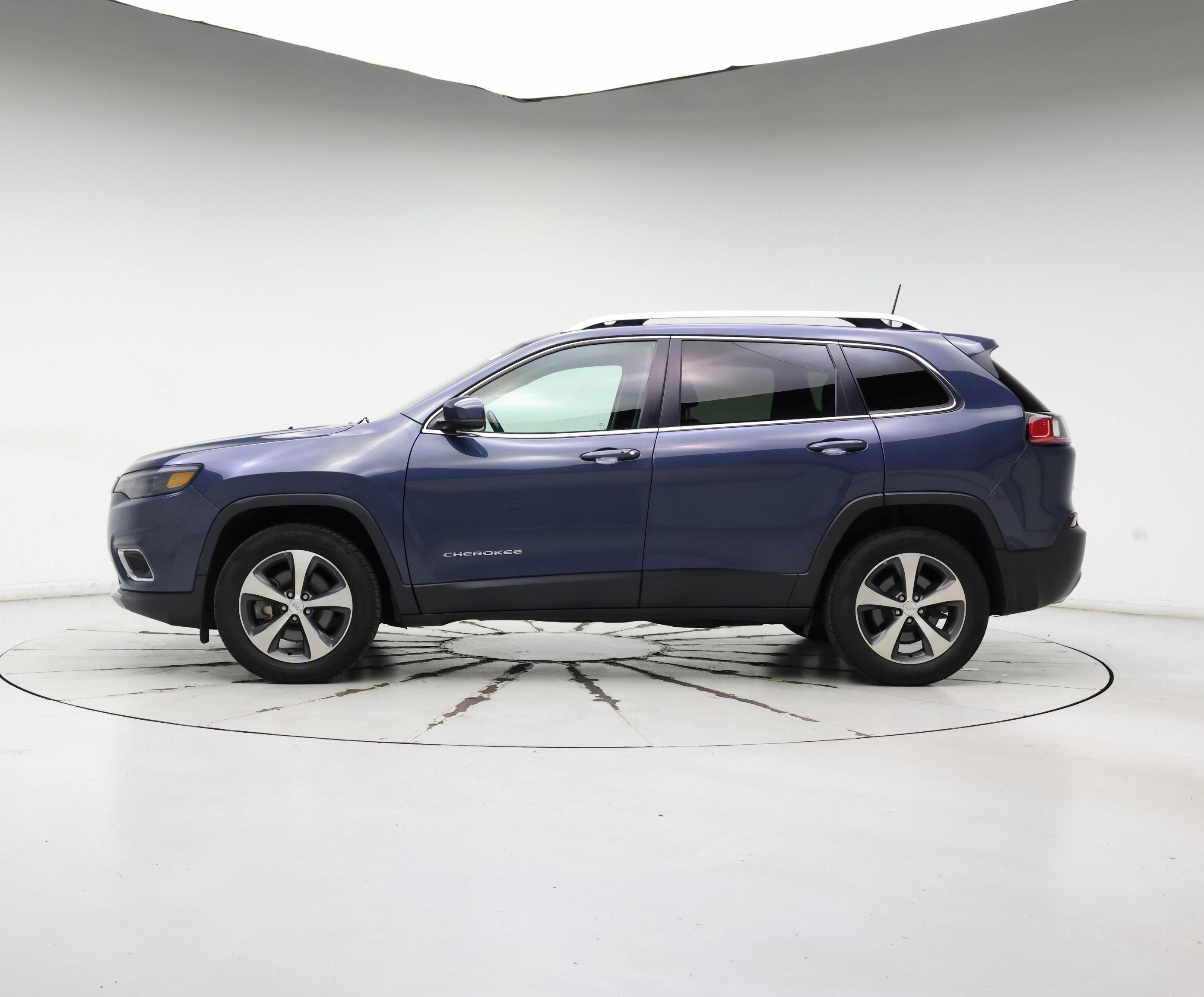Thumbnail: 2020 Jeep Cherokee - 3