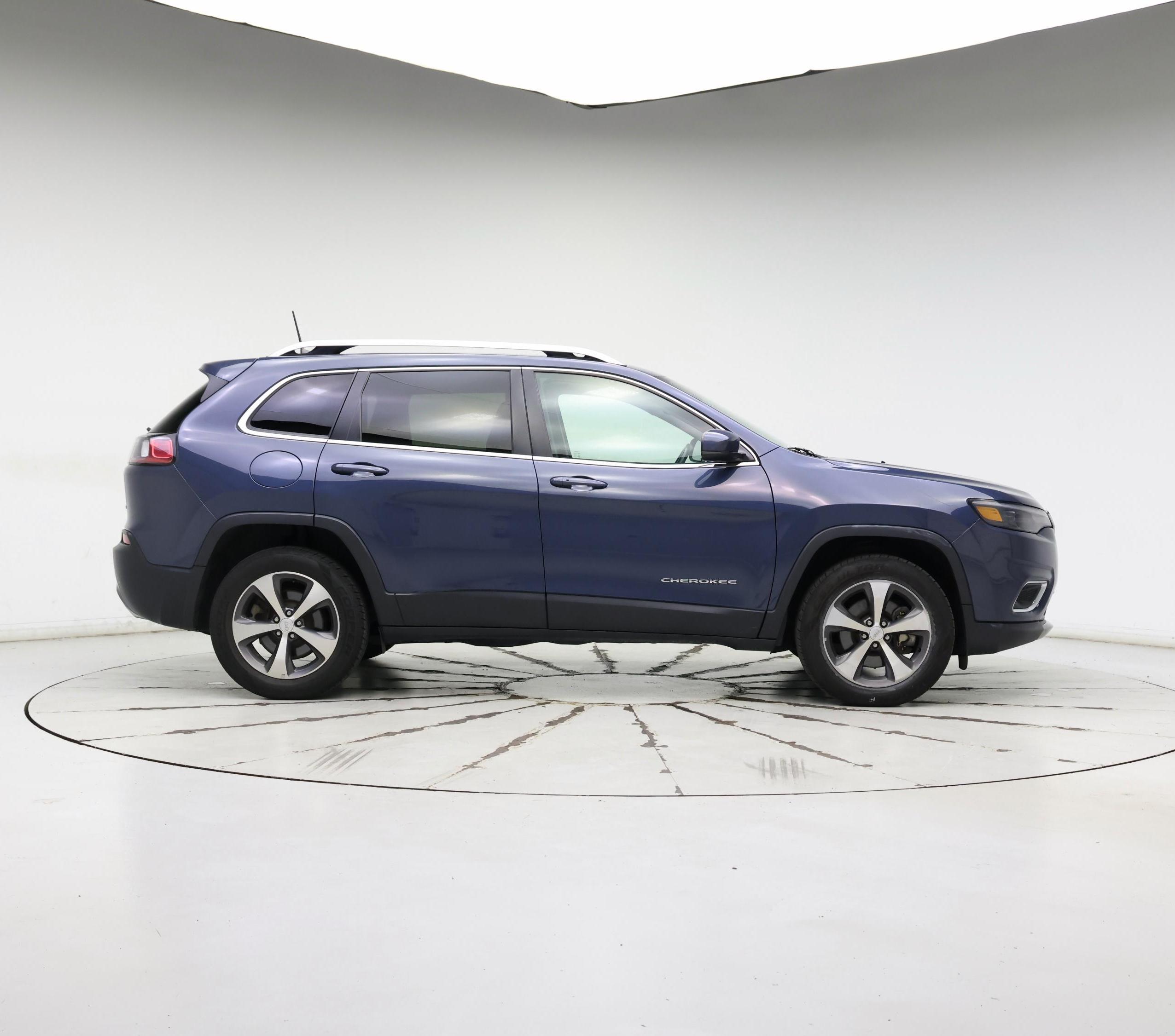 Thumbnail: 2020 Jeep Cherokee - 7
