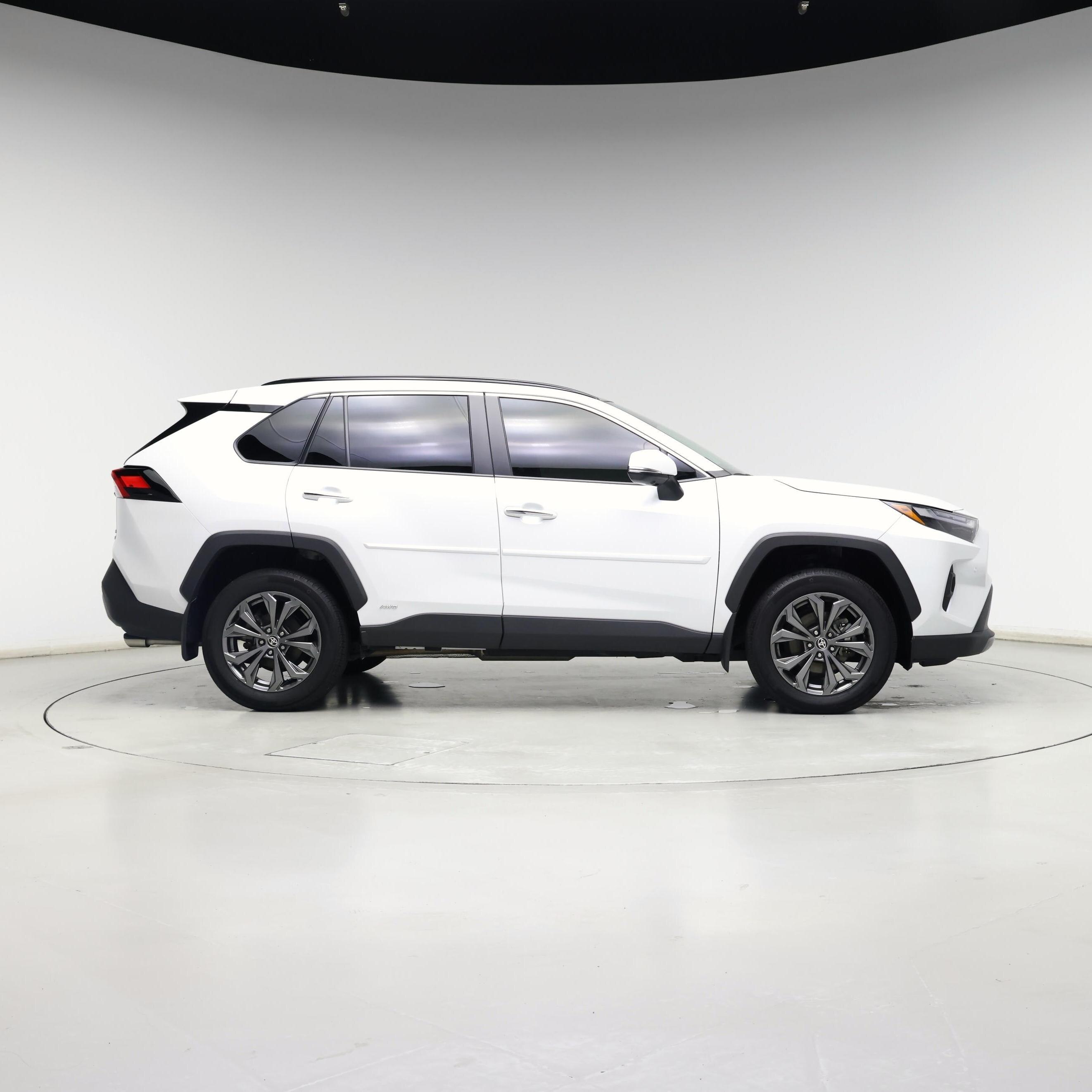 Thumbnail: 2024 Toyota RAV4 - 7