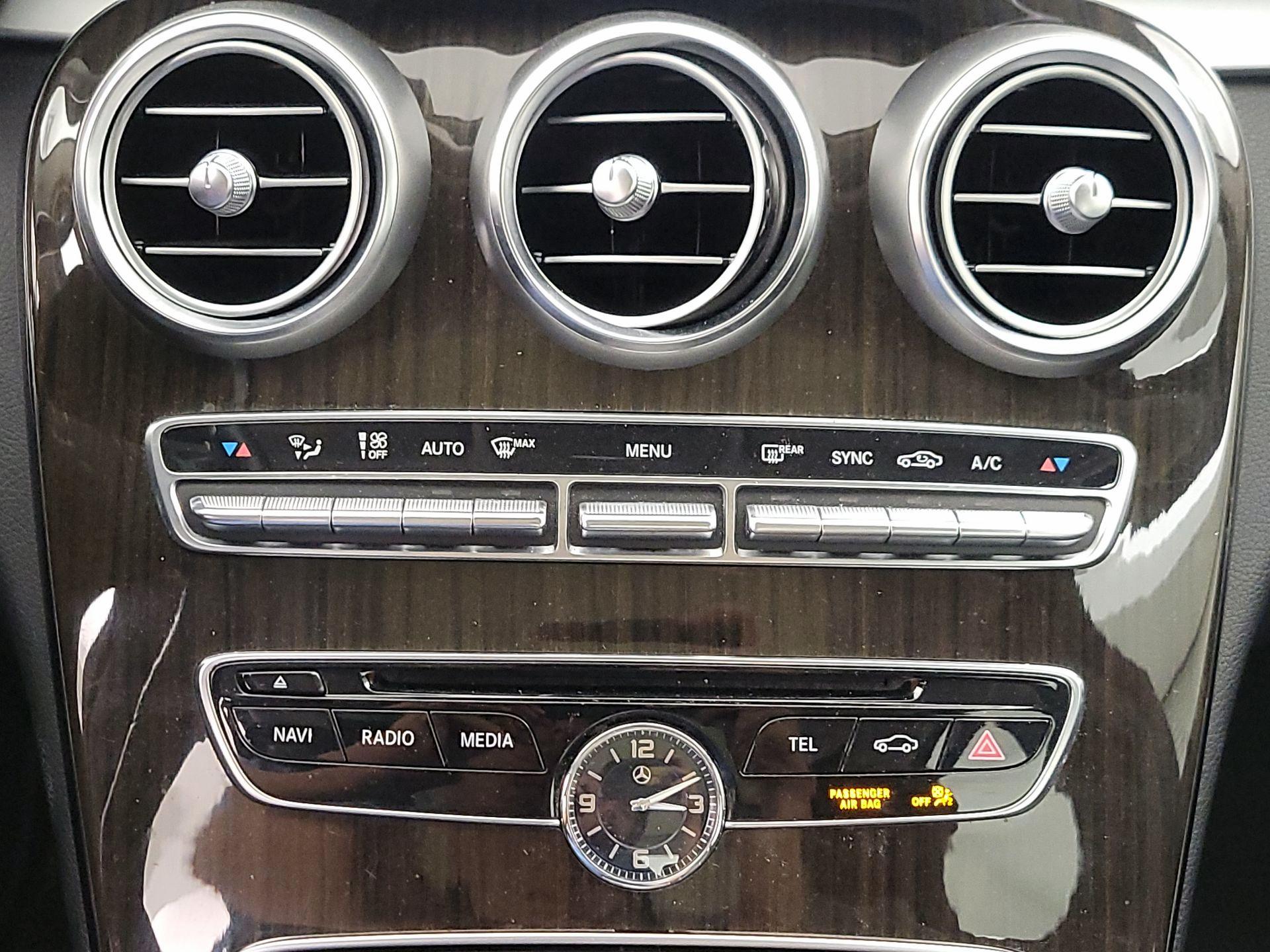 Thumbnail: 2018 Mercedes-Benz C-Class - 16