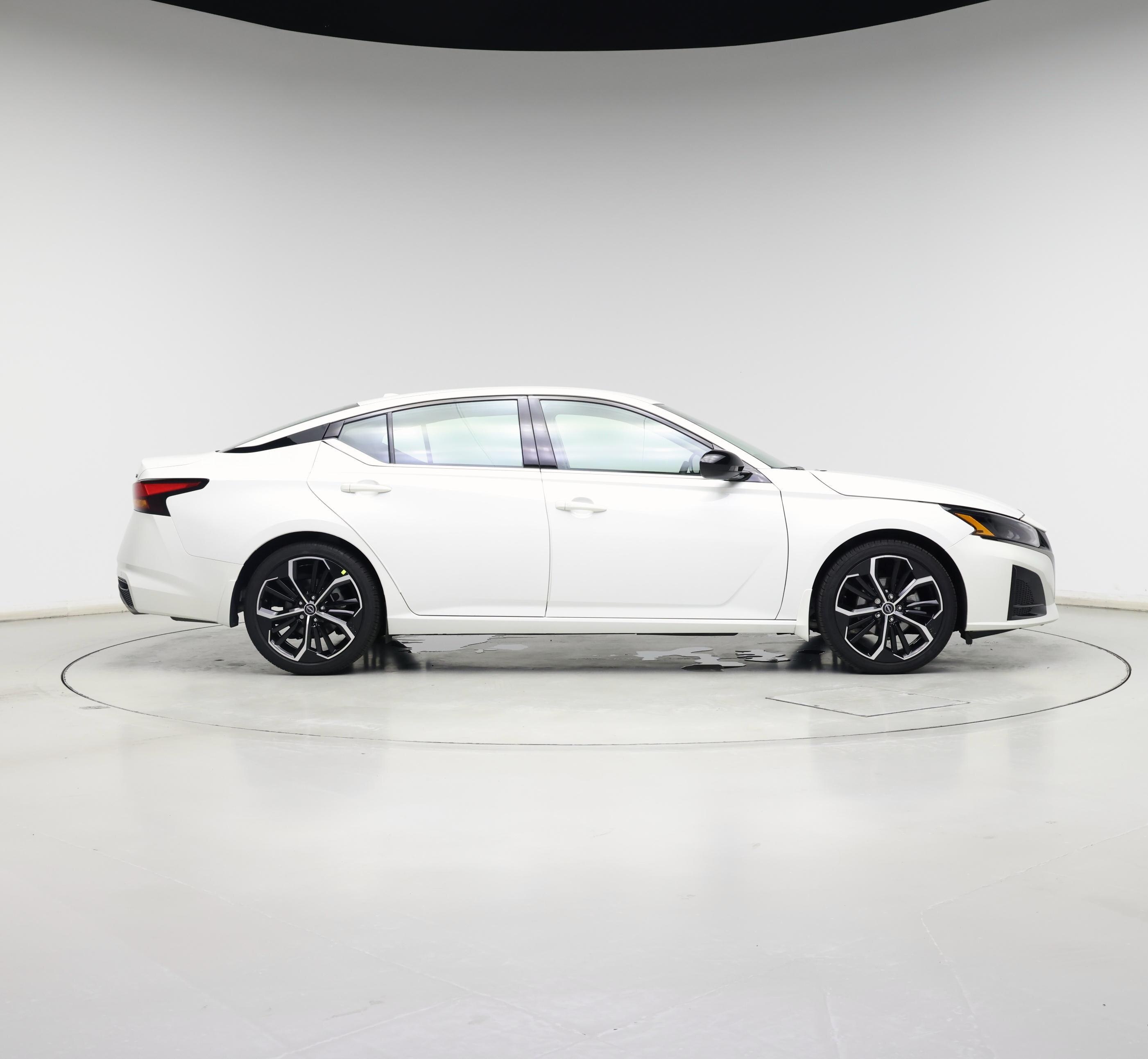 Thumbnail: 2024 Nissan Altima - 7