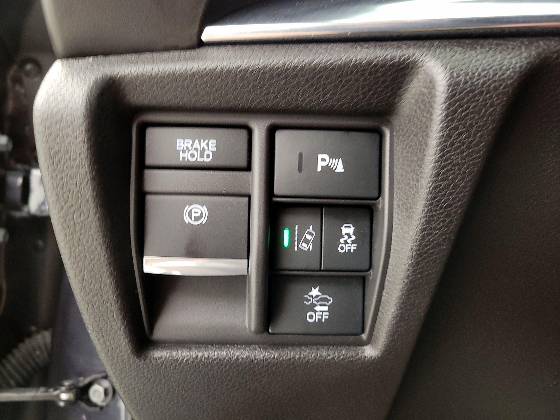 Thumbnail: 2019 Acura MDX - 13