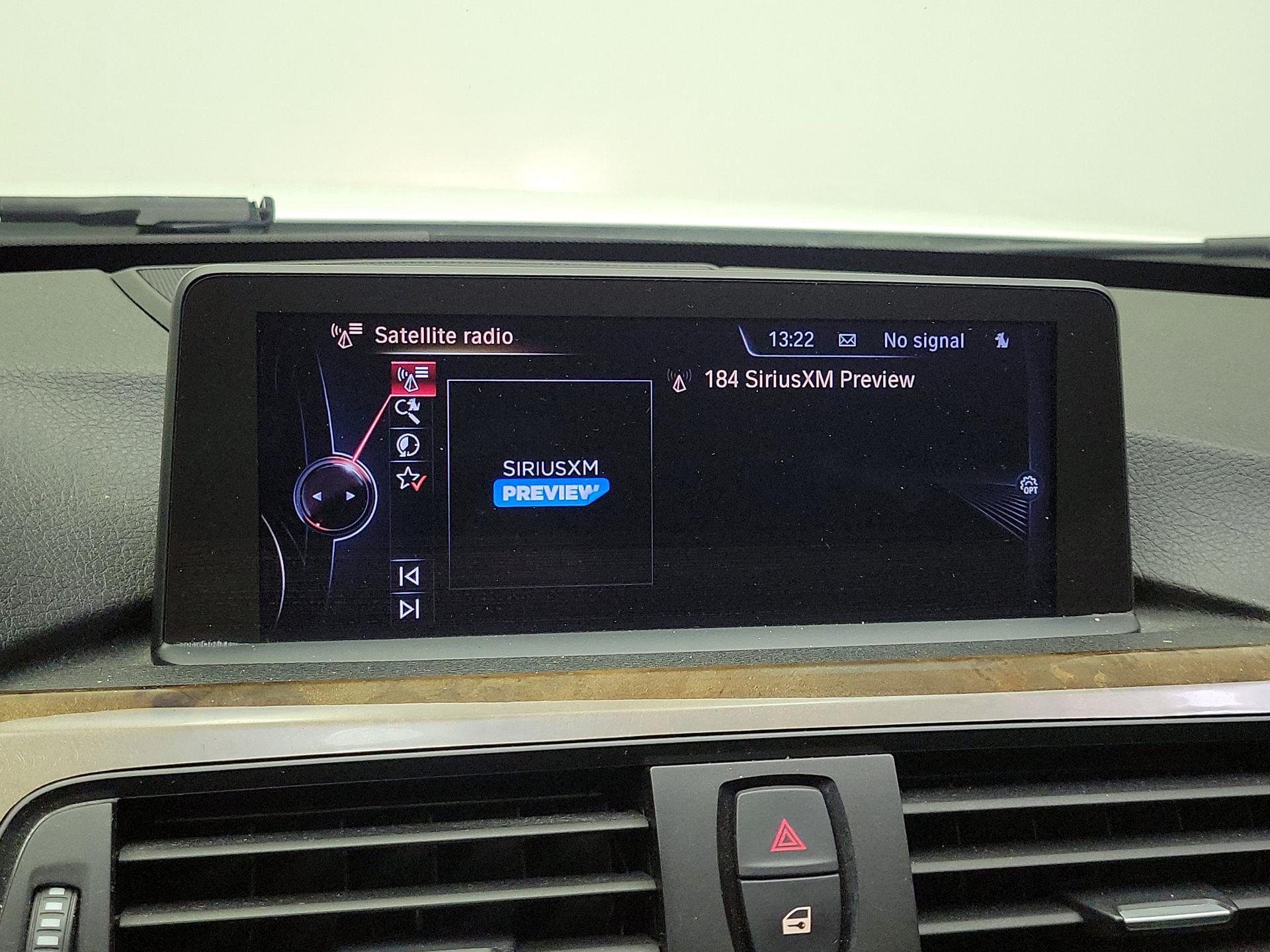 Thumbnail: 2015 BMW 3 Series - 16