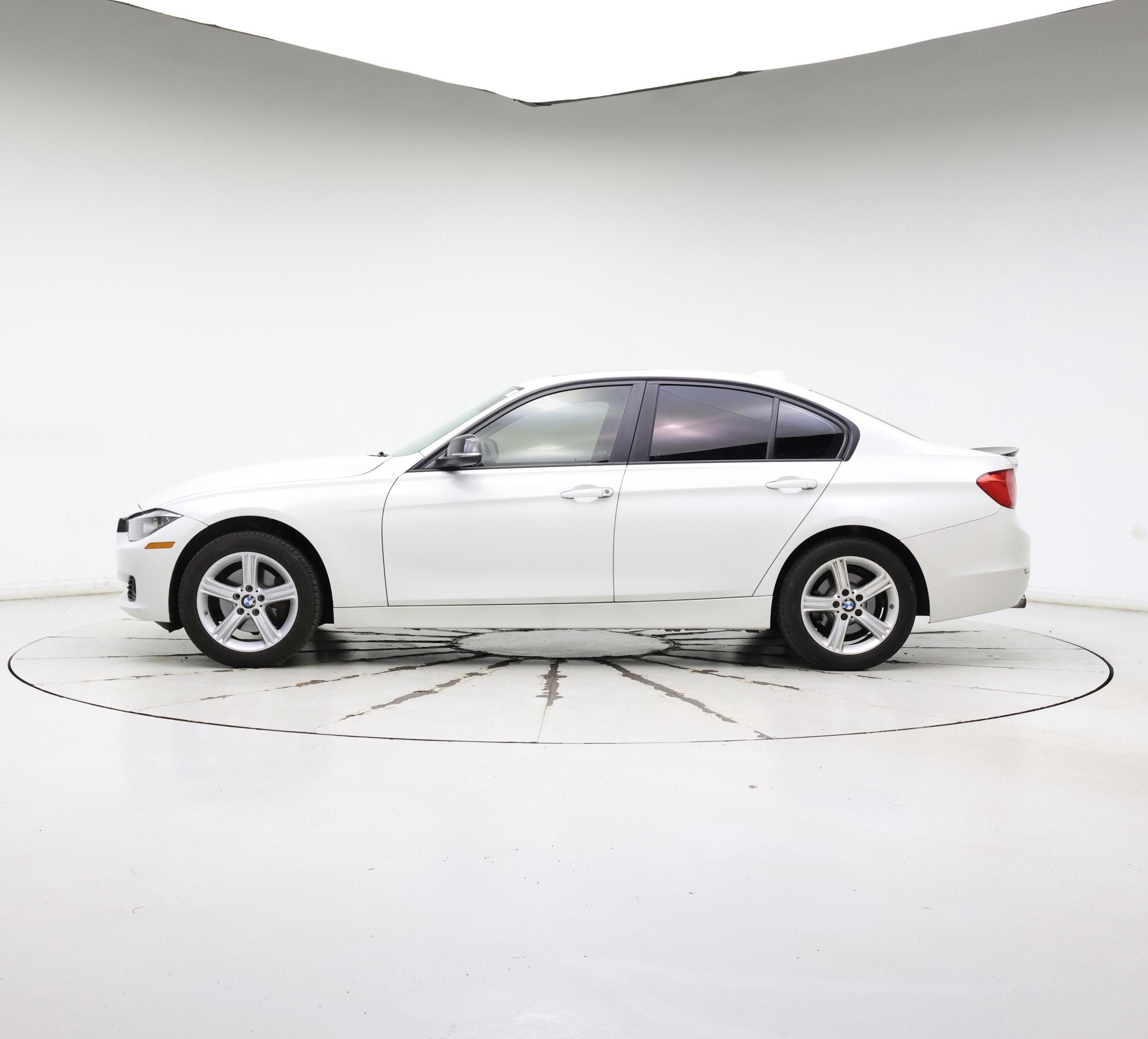 Thumbnail: 2015 BMW 3 Series - 3