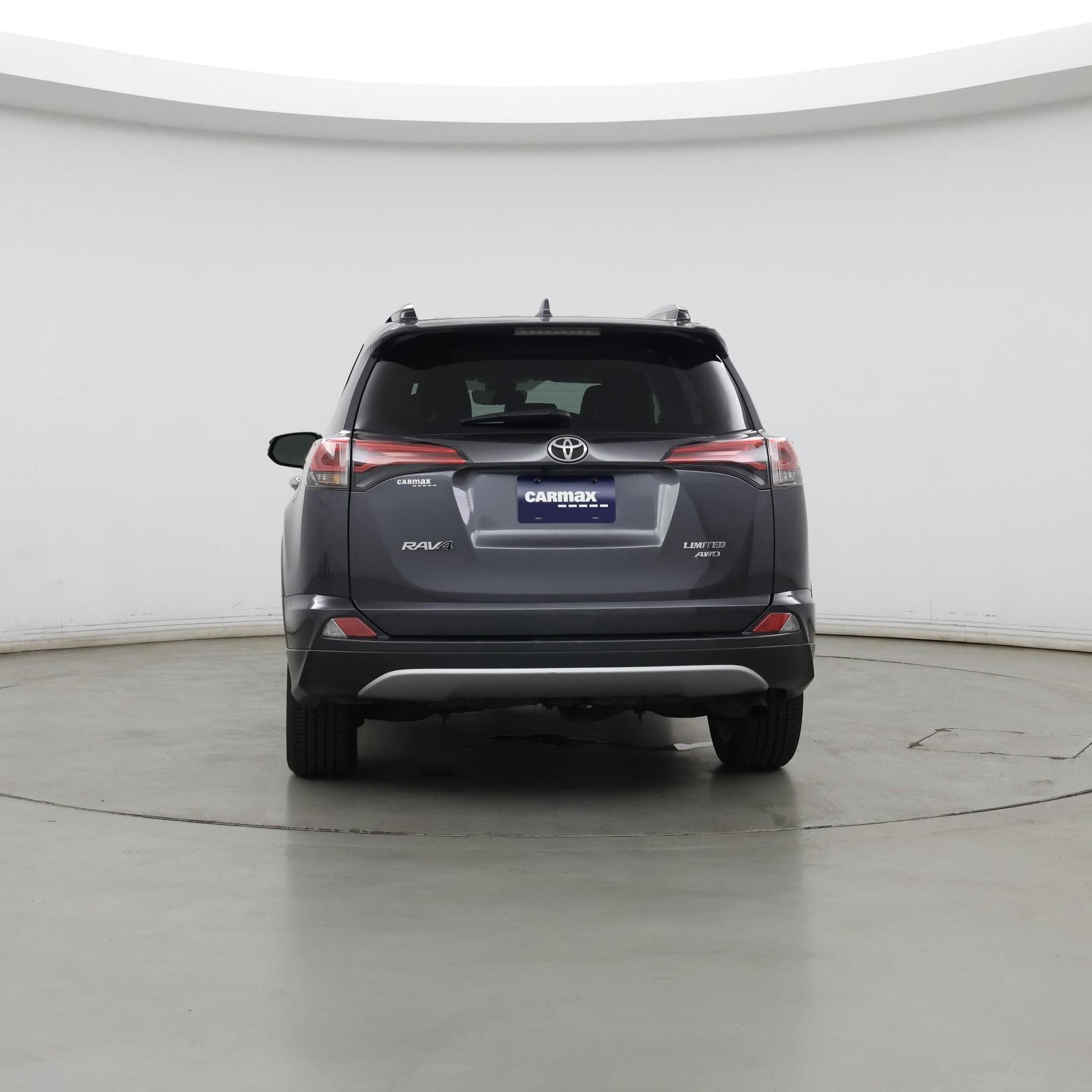 Thumbnail: 2018 Toyota RAV4 - 6