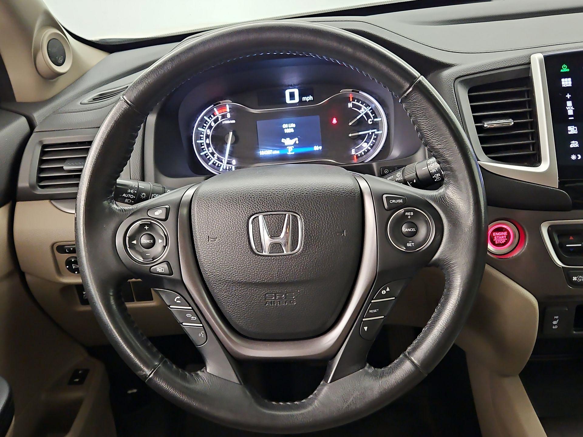 Thumbnail: 2016 Honda Pilot - 10