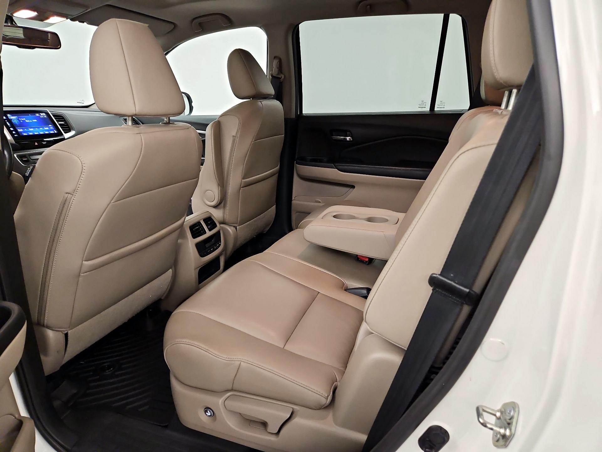 Thumbnail: 2016 Honda Pilot - 20
