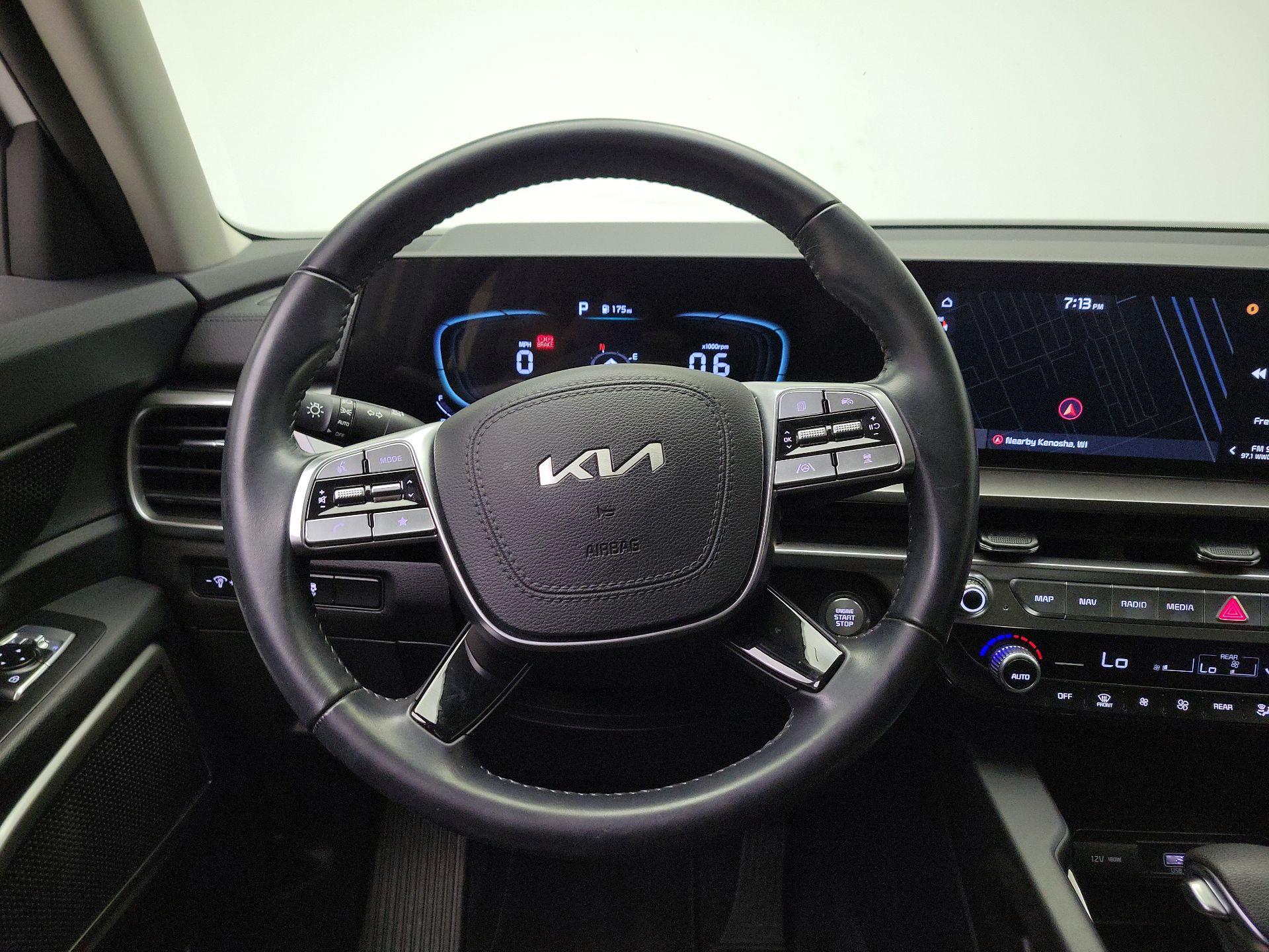 Thumbnail: 2023 Kia Telluride - 10