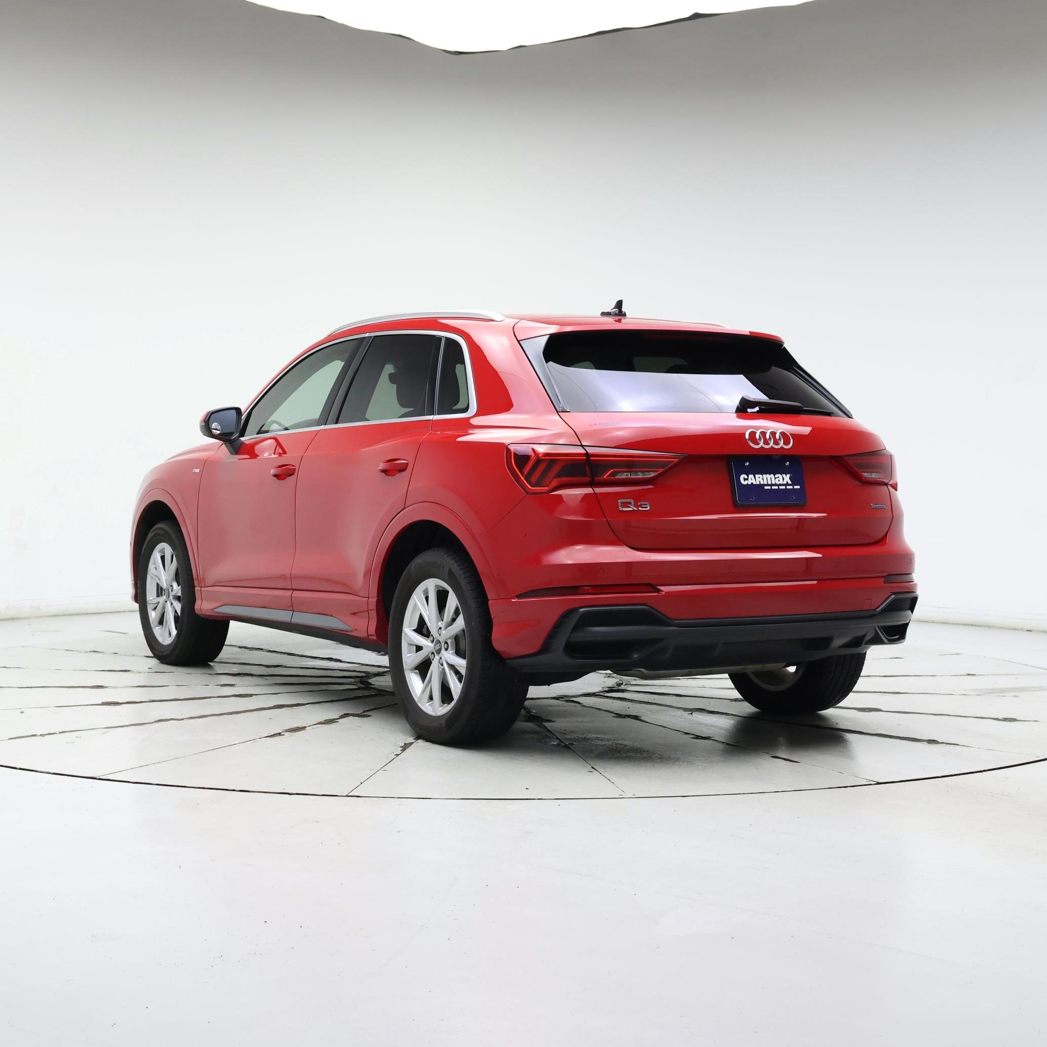 Thumbnail: 2021 Audi Q3 - 2