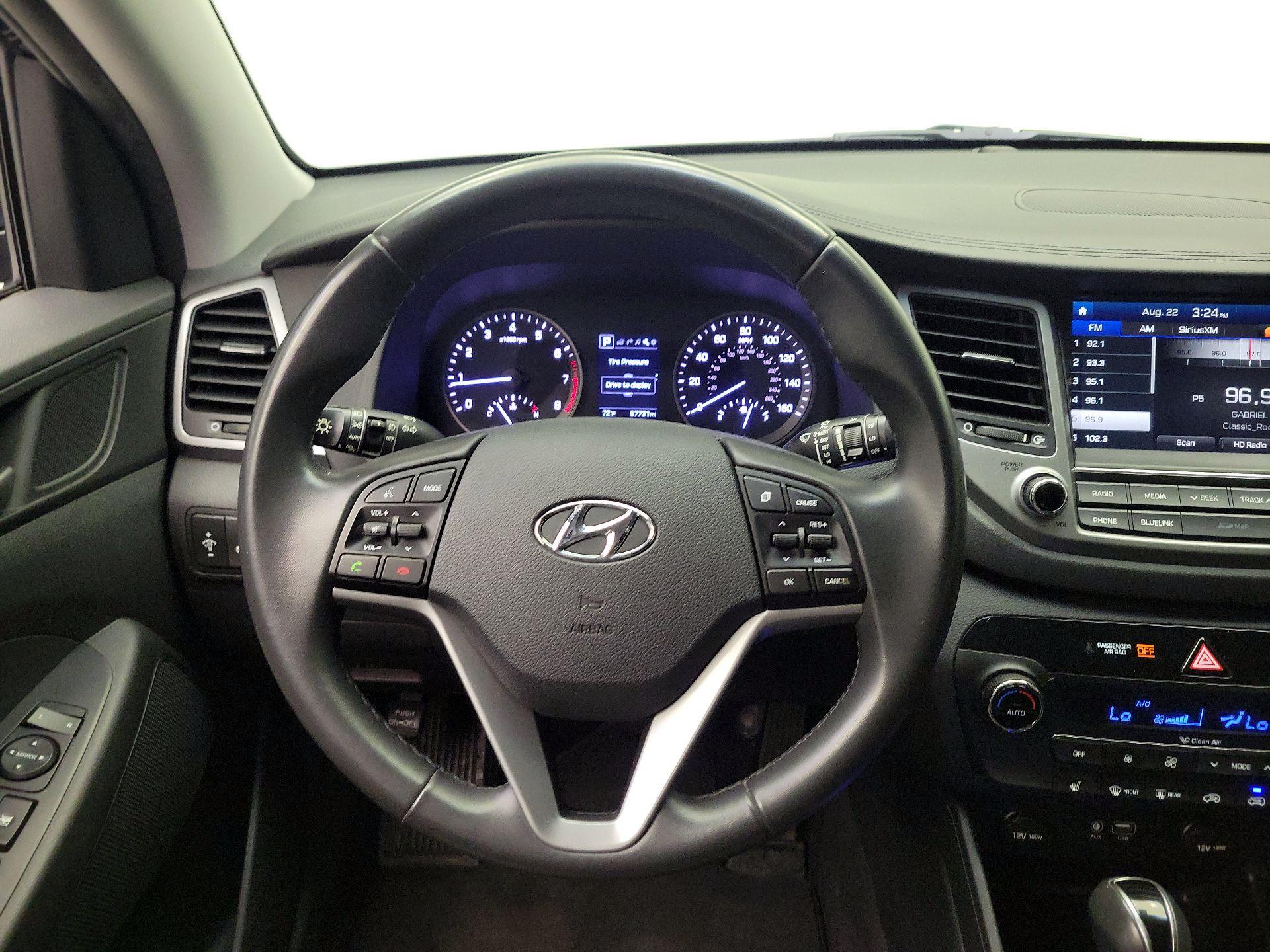 Thumbnail: 2017 Hyundai Tucson - 10