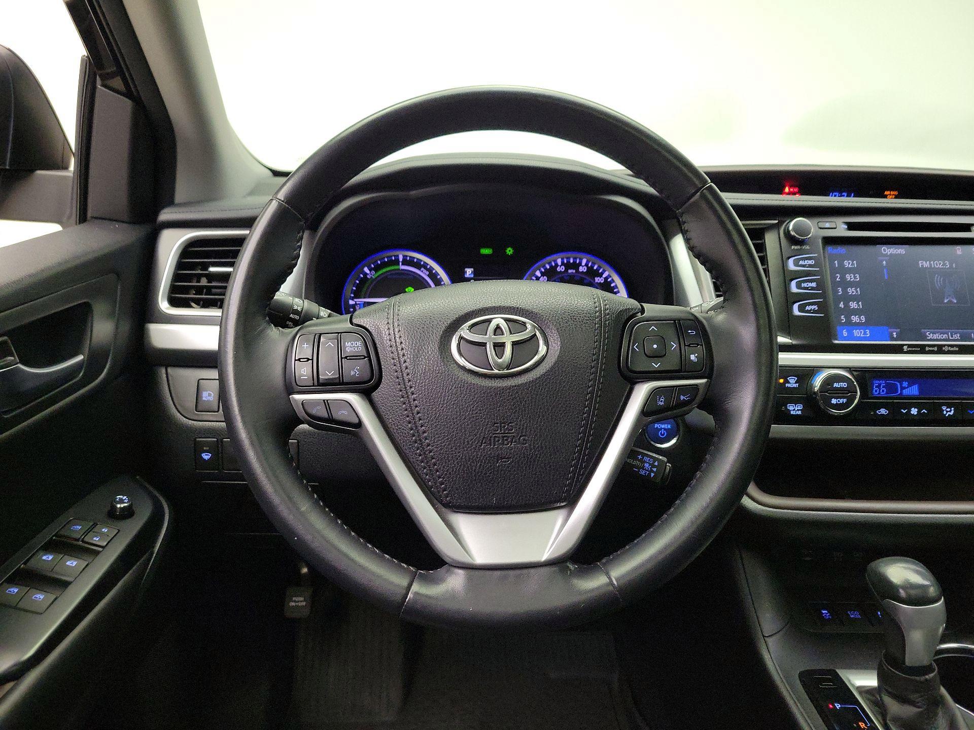 Thumbnail: 2018 Toyota Highlander - 10
