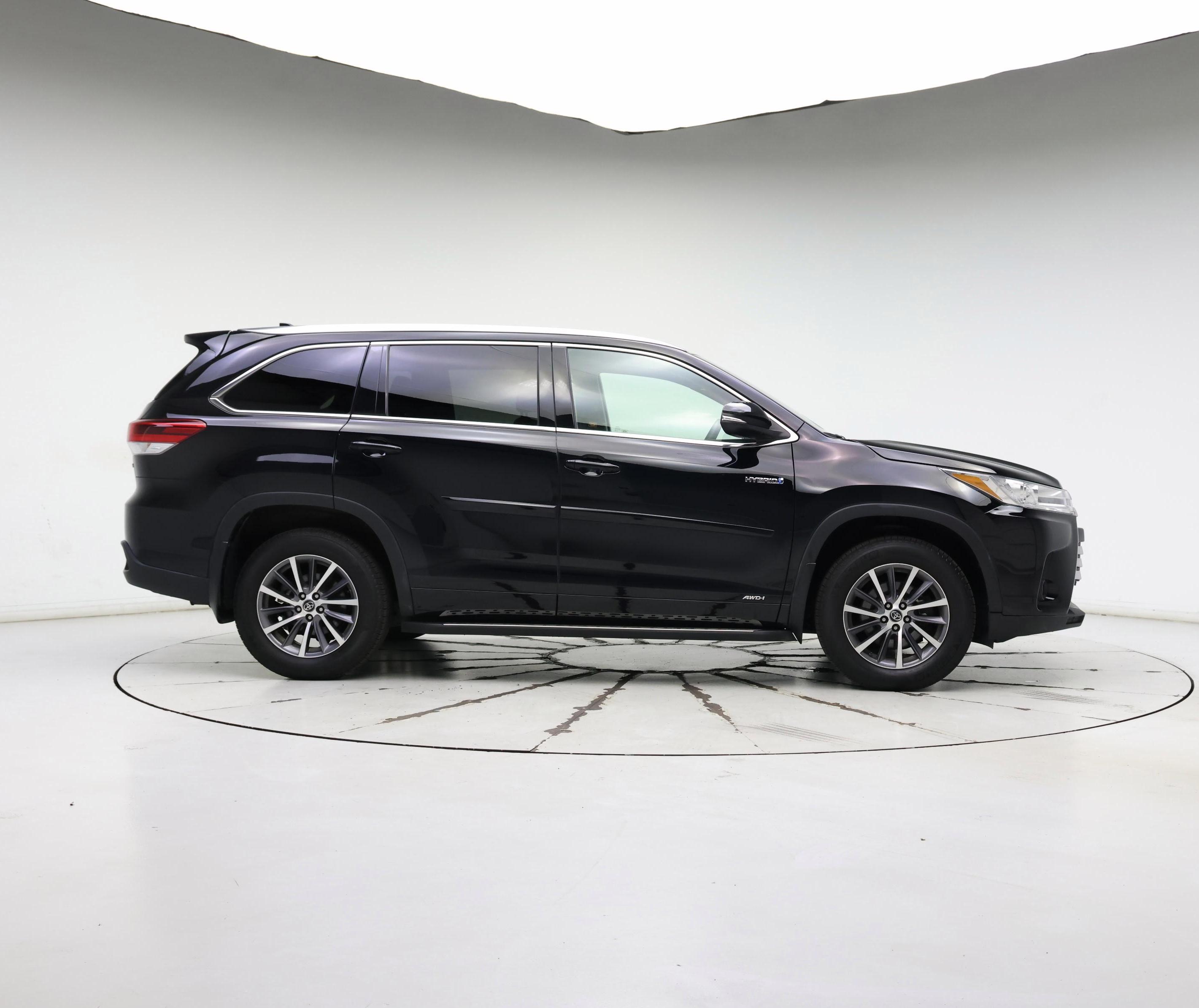 Thumbnail: 2018 Toyota Highlander - 7