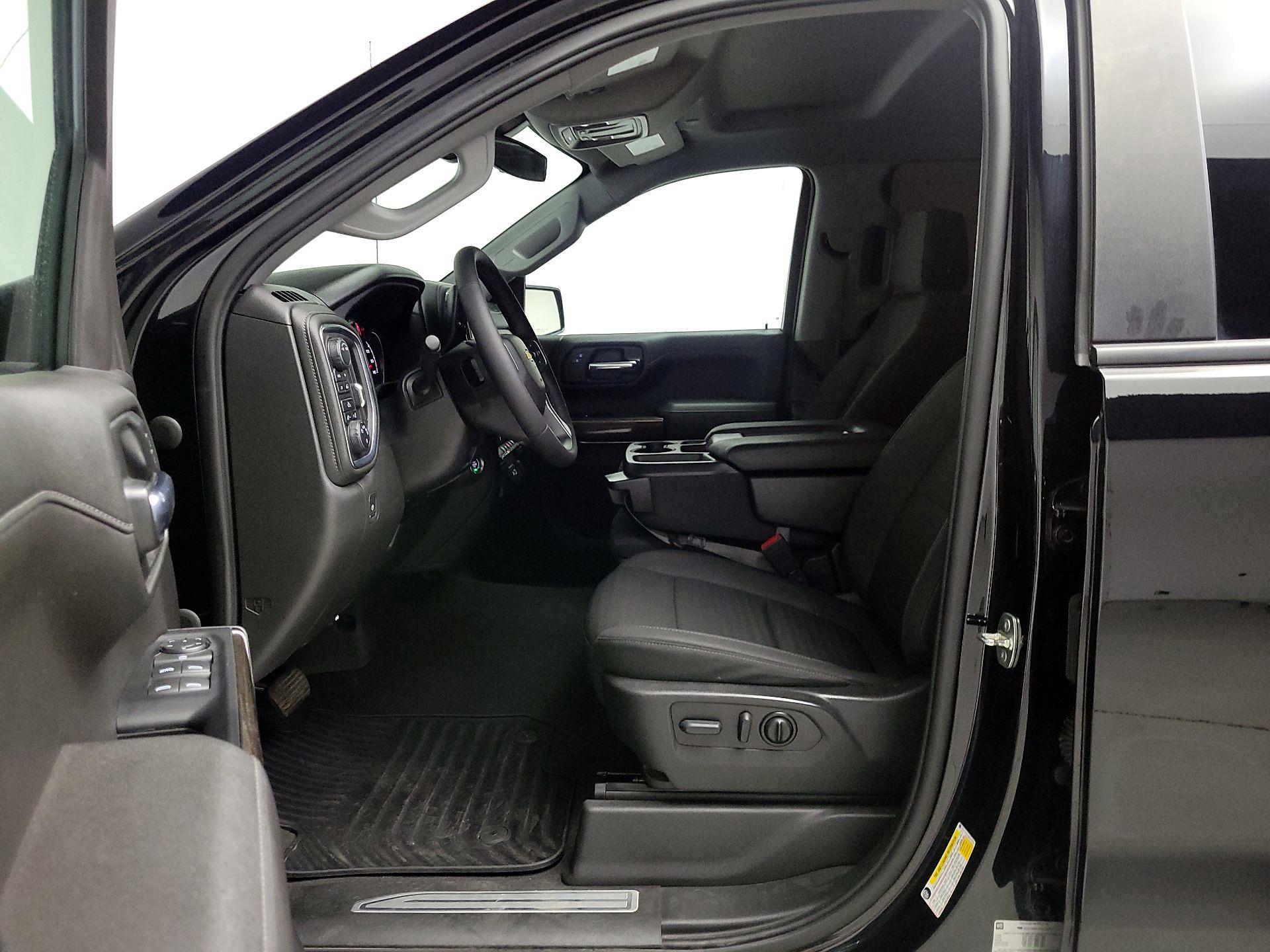 Thumbnail: 2022 Chevrolet Silverado 1500 - 11