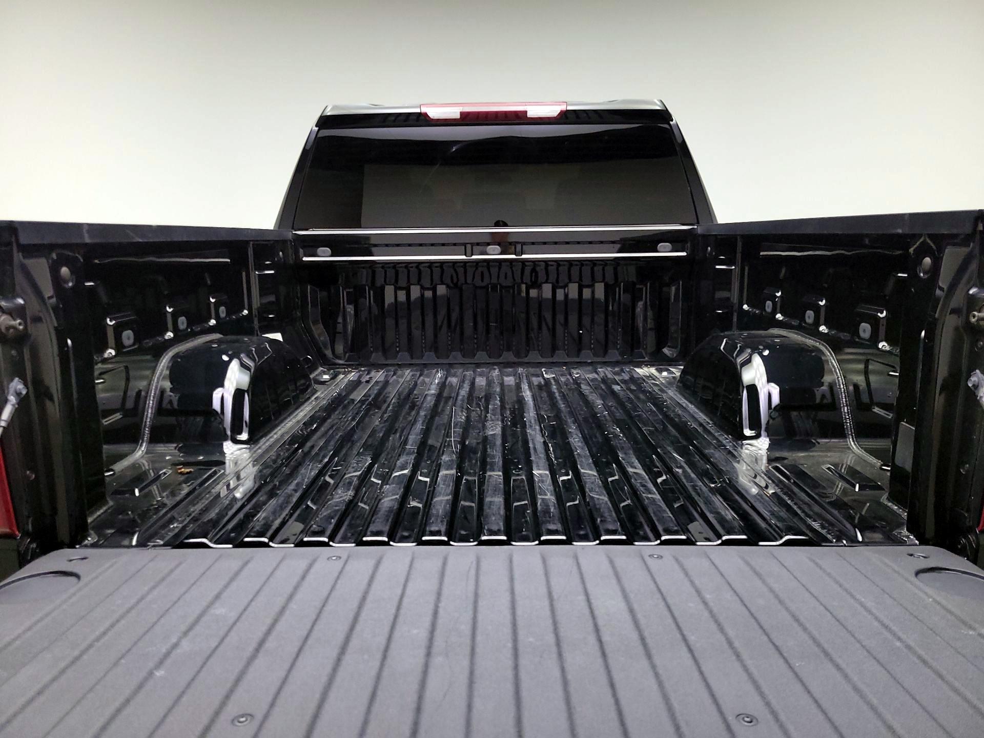 Thumbnail: 2022 Chevrolet Silverado 1500 - 20