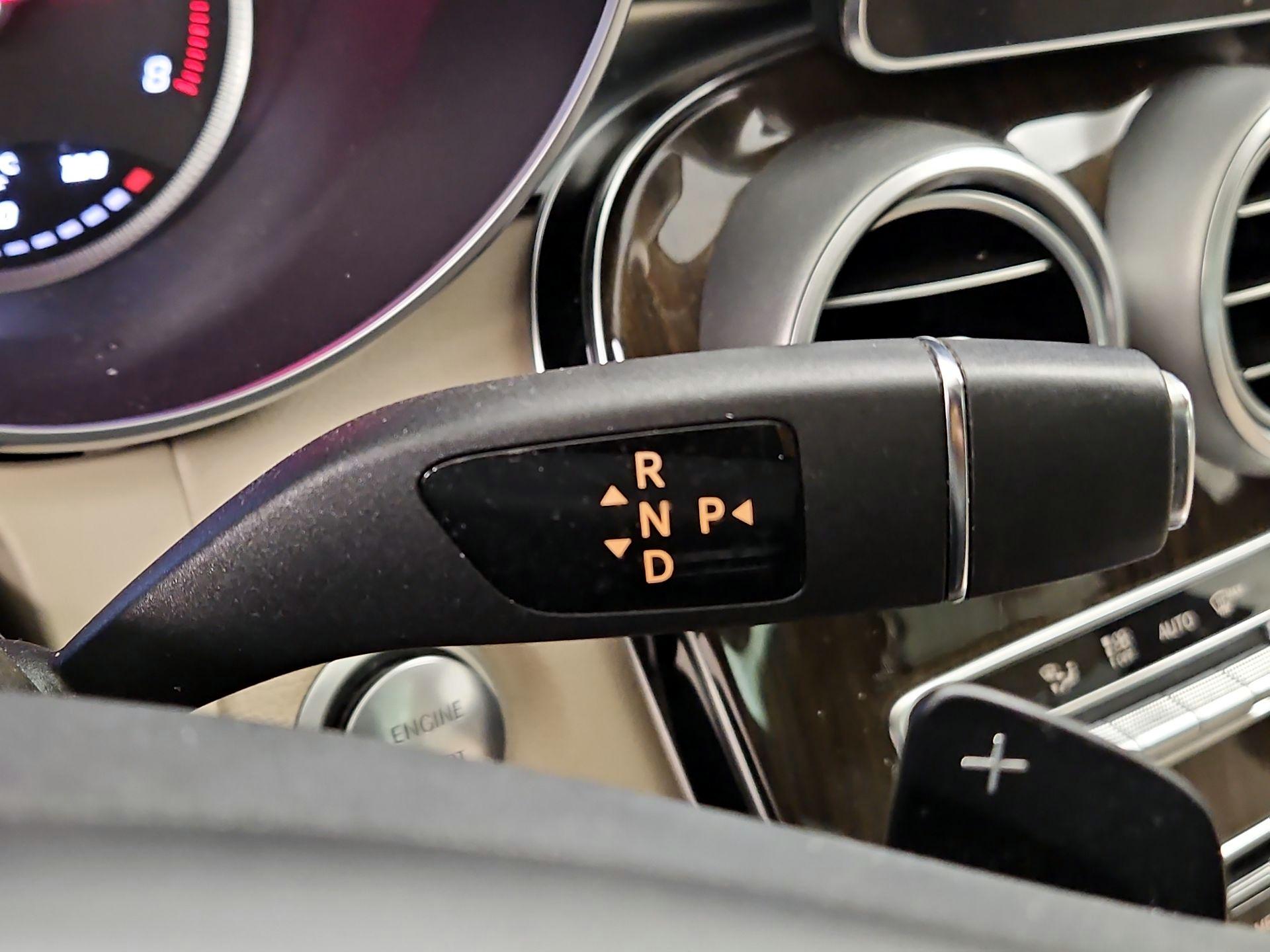 Thumbnail: 2016 Mercedes-Benz C-Class - 18
