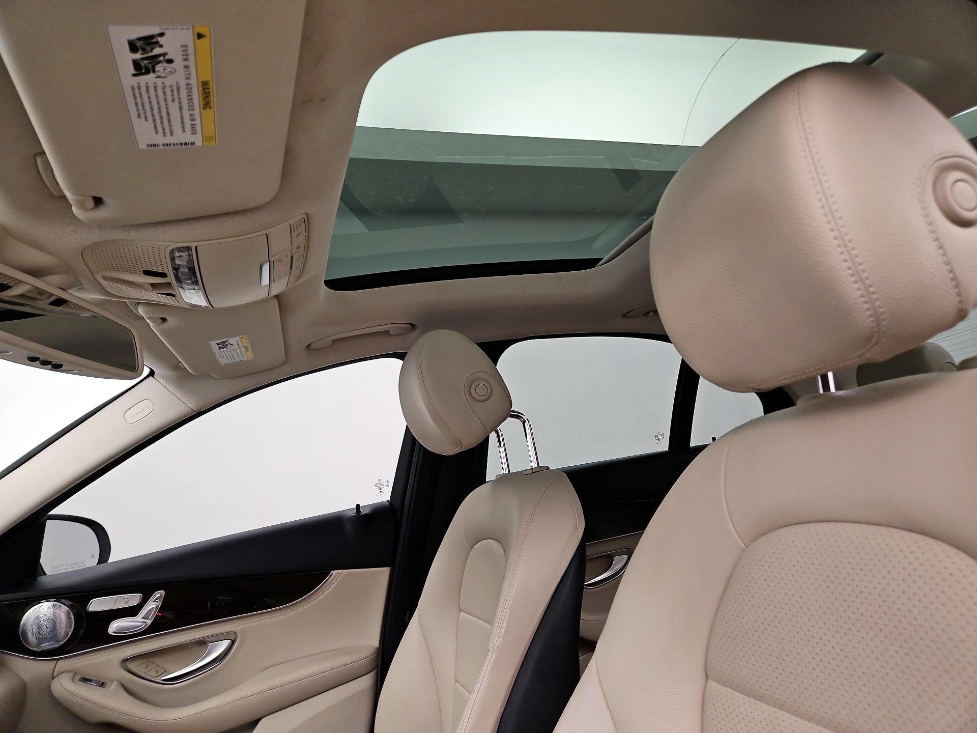 Thumbnail: 2016 Mercedes-Benz C-Class - 20