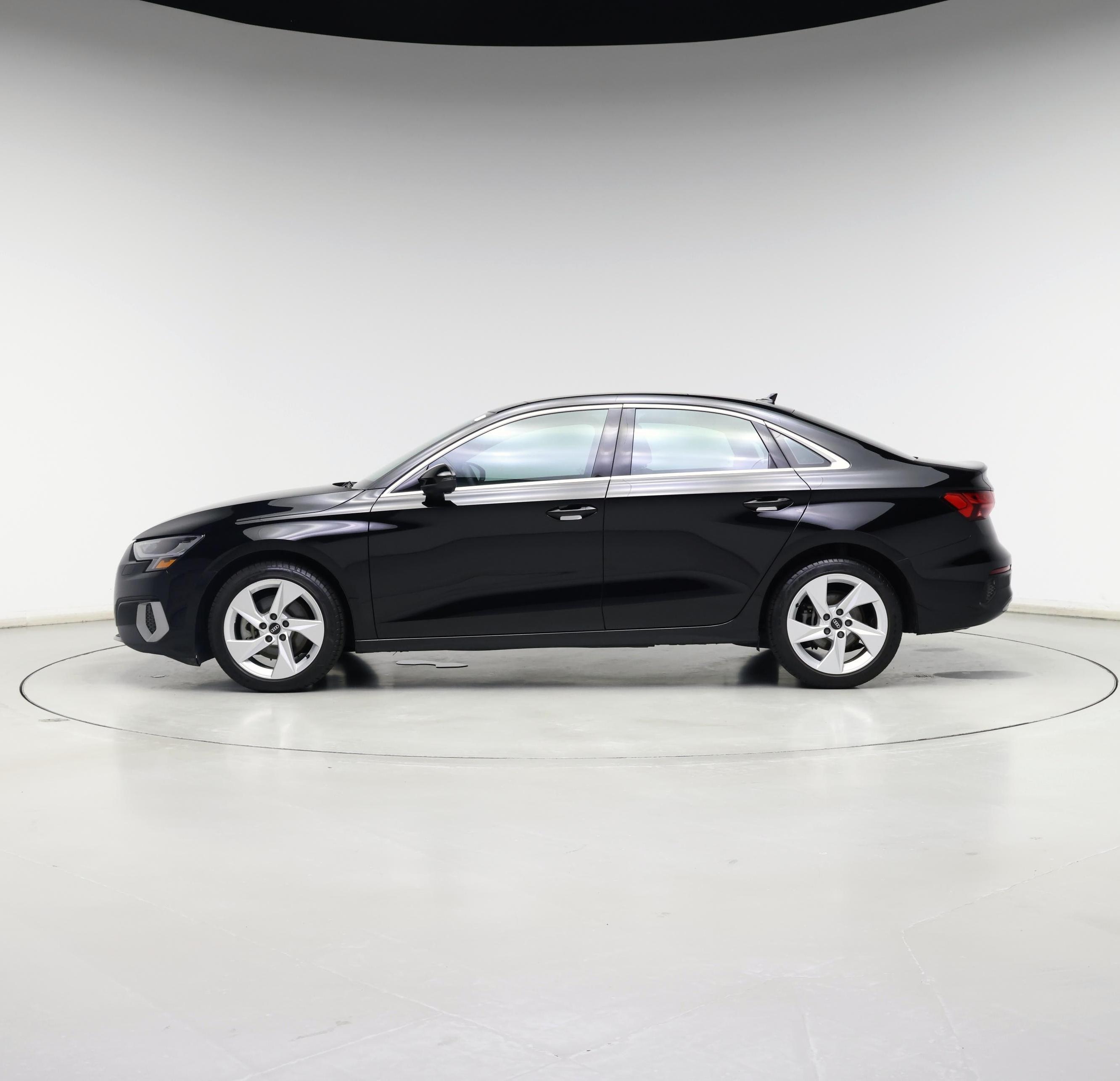 Thumbnail: 2022 Audi A3 - 3