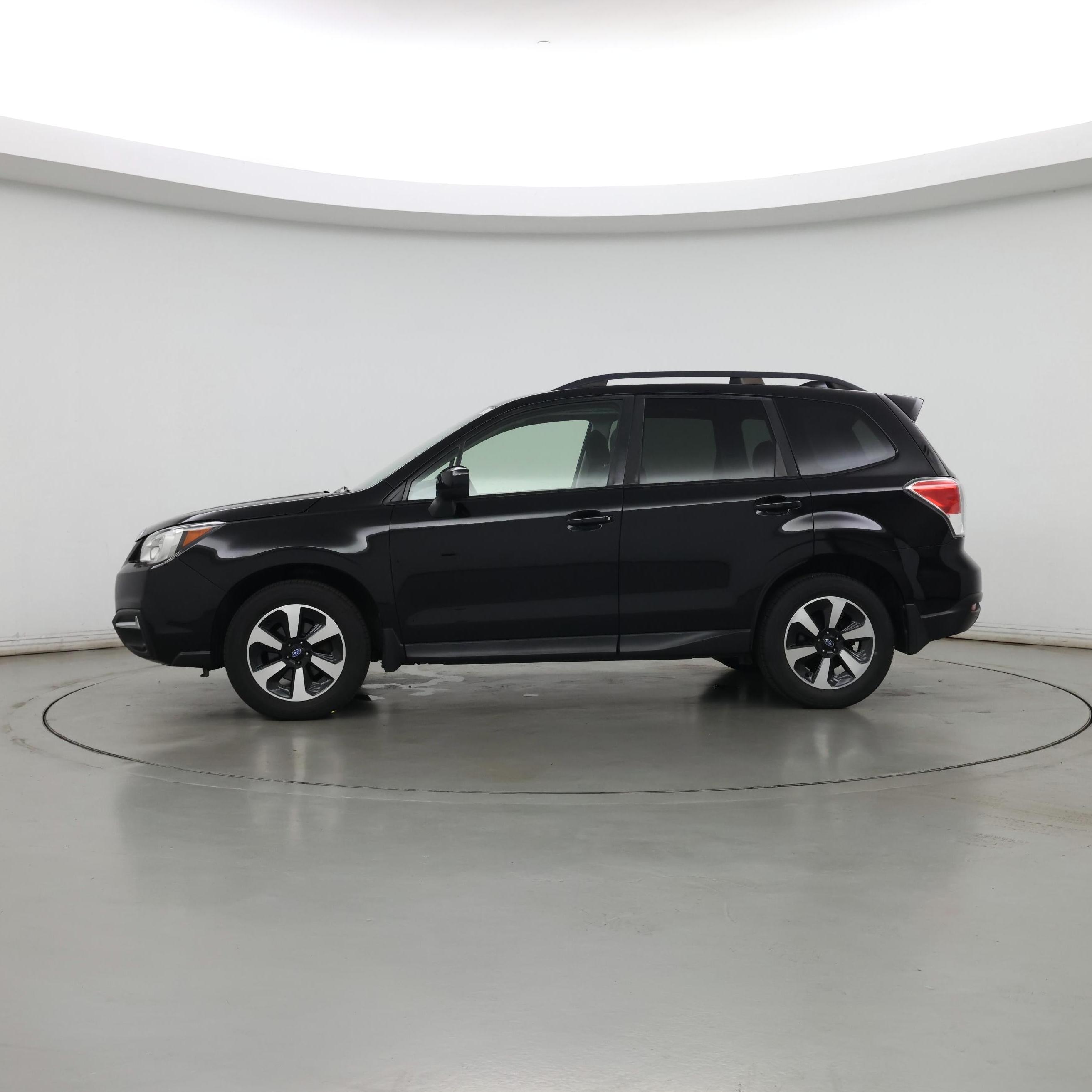 Thumbnail: 2017 Subaru Forester - 3