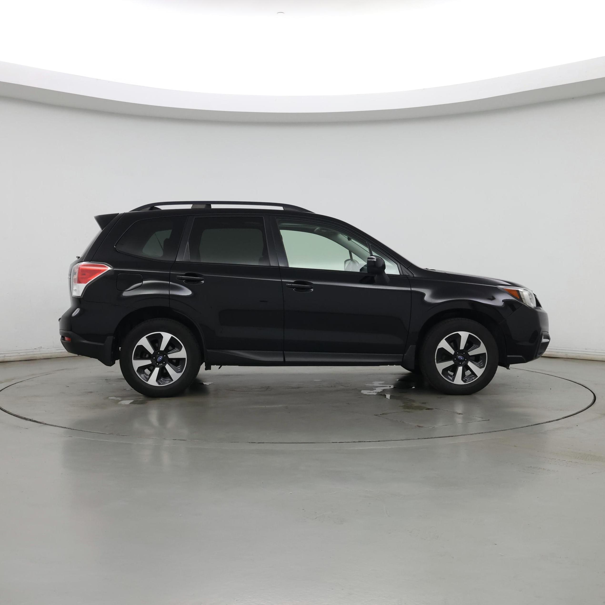 Thumbnail: 2017 Subaru Forester - 7