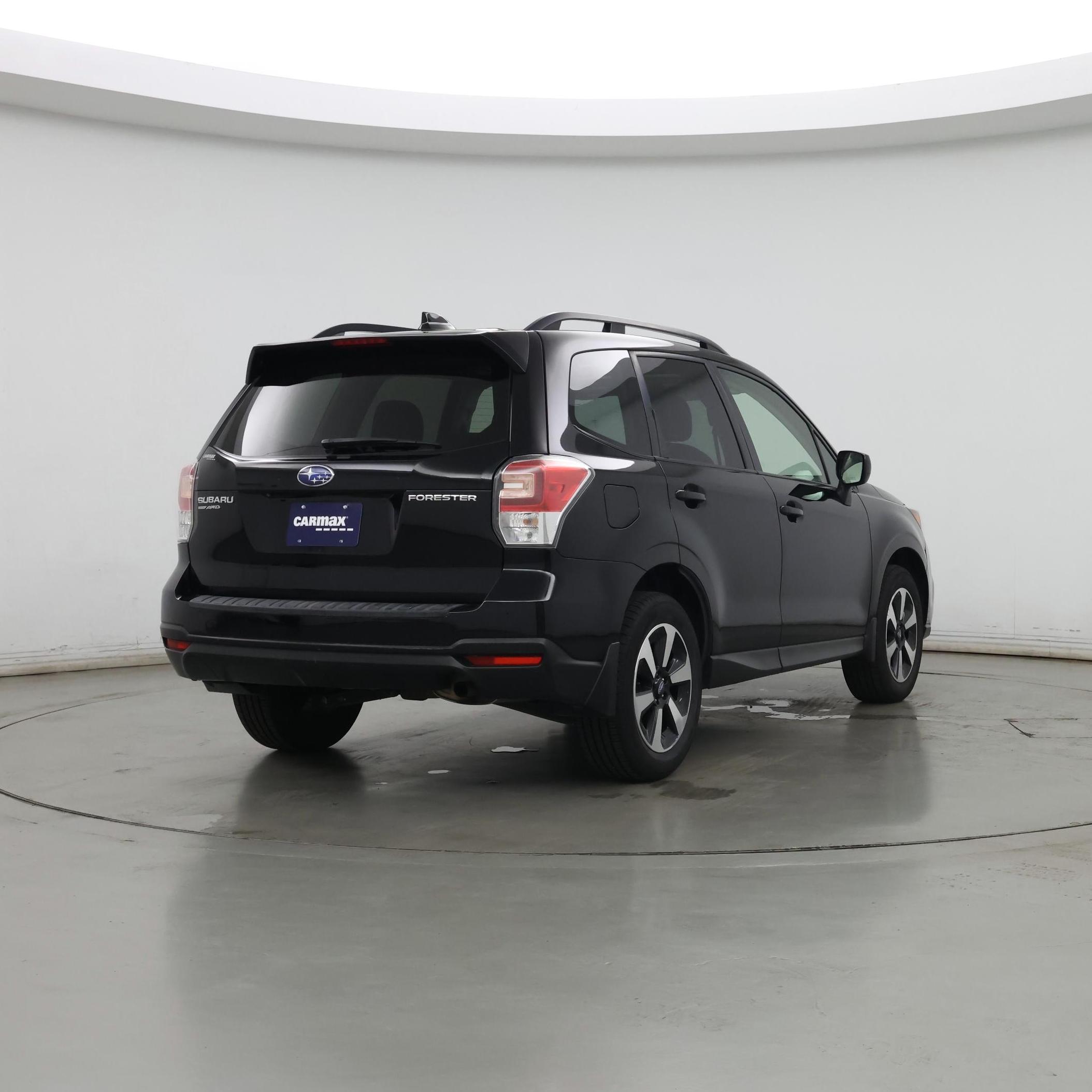 Thumbnail: 2017 Subaru Forester - 8