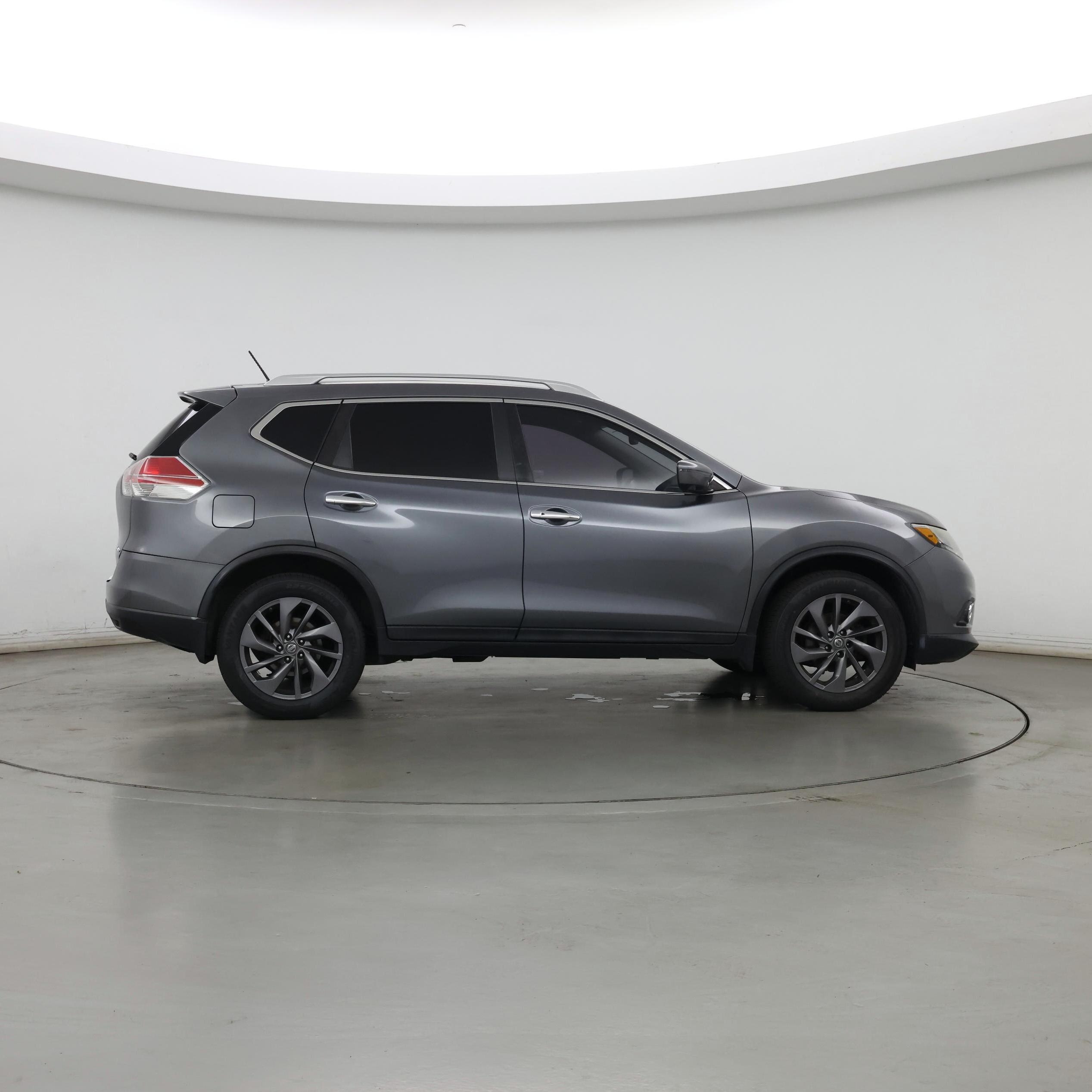 Thumbnail: 2016 Nissan Rogue - 7