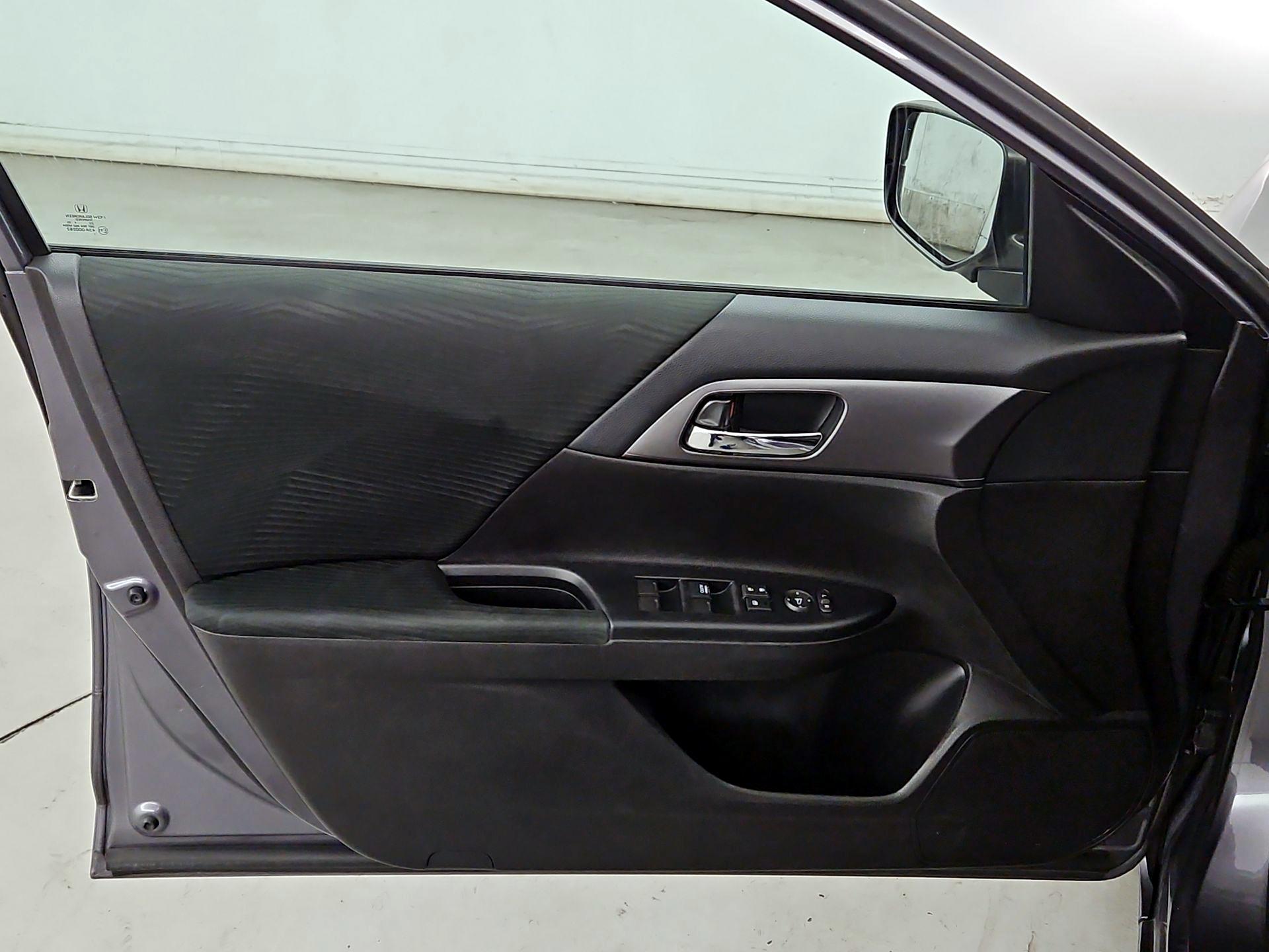 Thumbnail: 2014 Honda Accord - 12