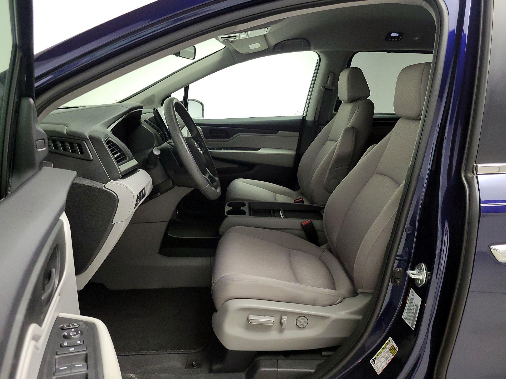Thumbnail: 2021 Honda Odyssey - 11