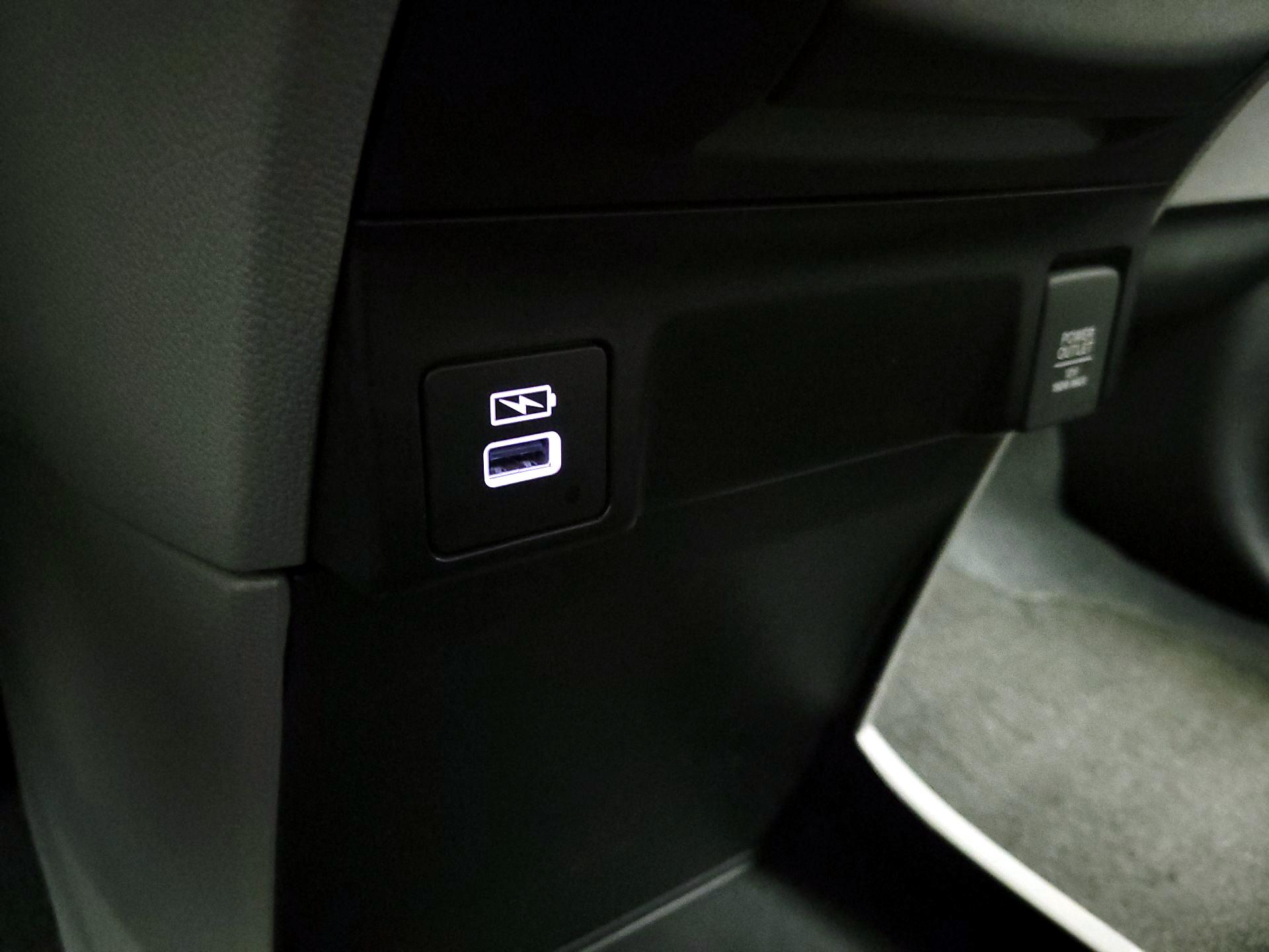 Thumbnail: 2021 Honda Odyssey - 18
