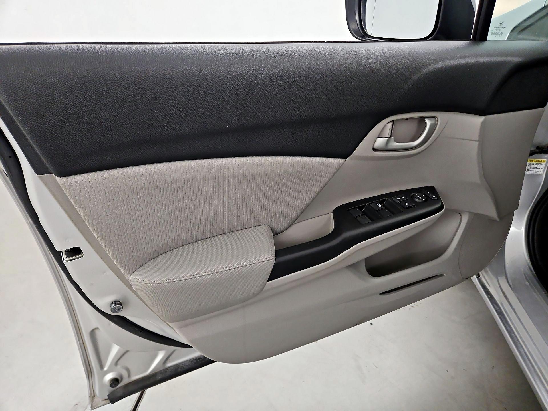 Thumbnail: 2015 Honda Civic - 12