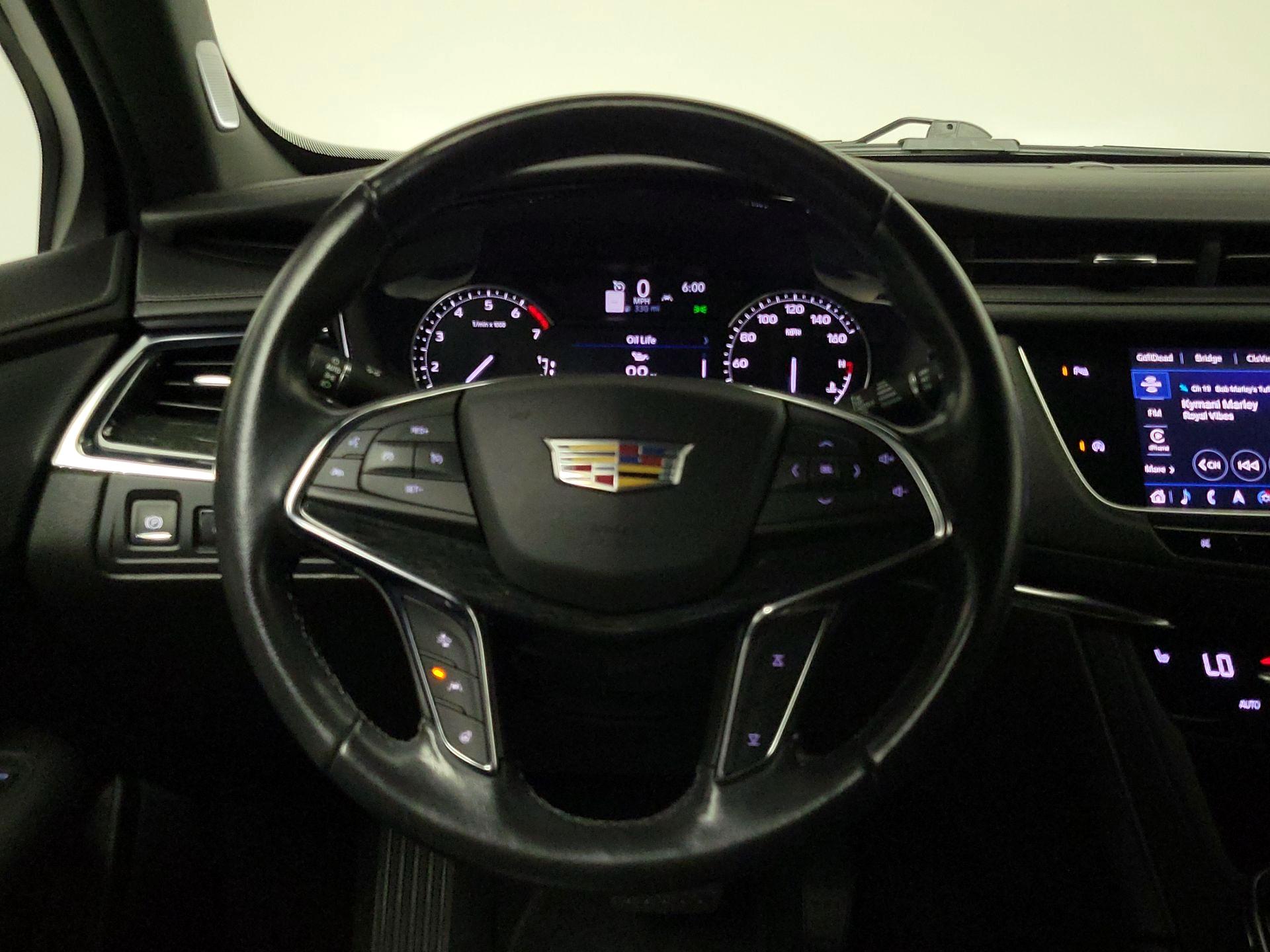 Thumbnail: 2021 Cadillac XT5 - 10