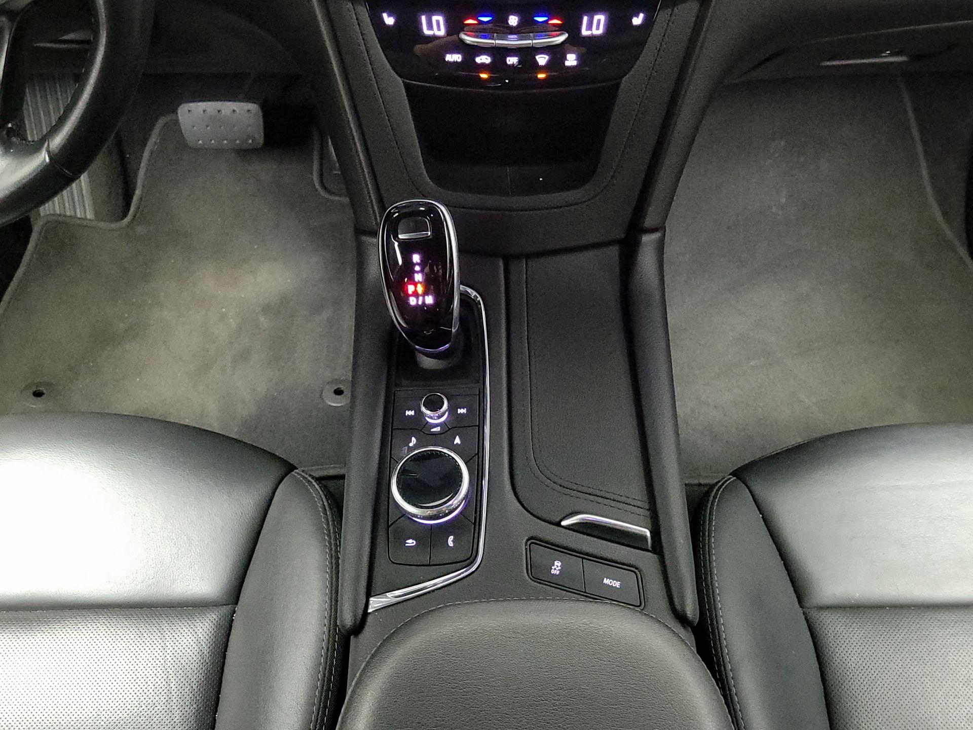 Thumbnail: 2021 Cadillac XT5 - 18
