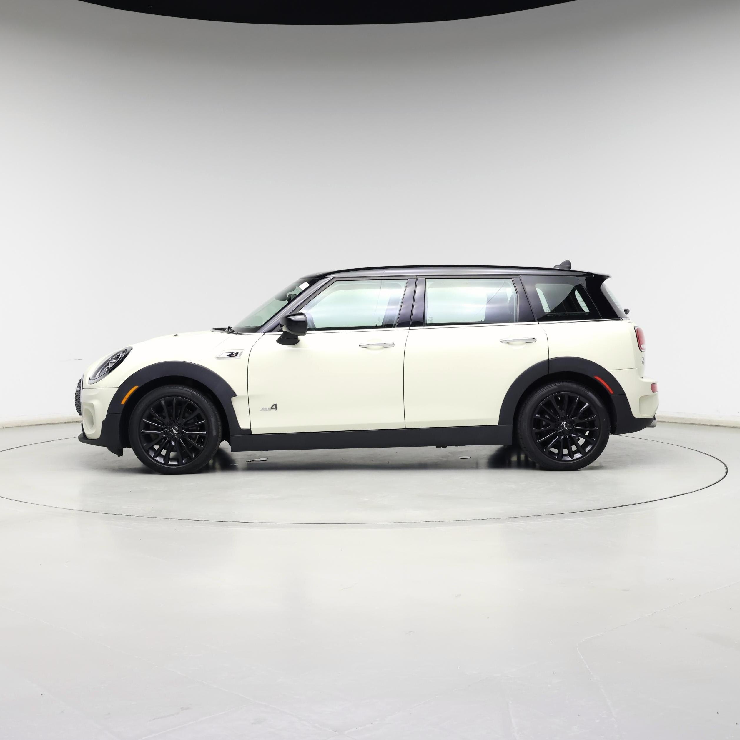 Thumbnail: 2021 MINI Cooper Clubman - 3