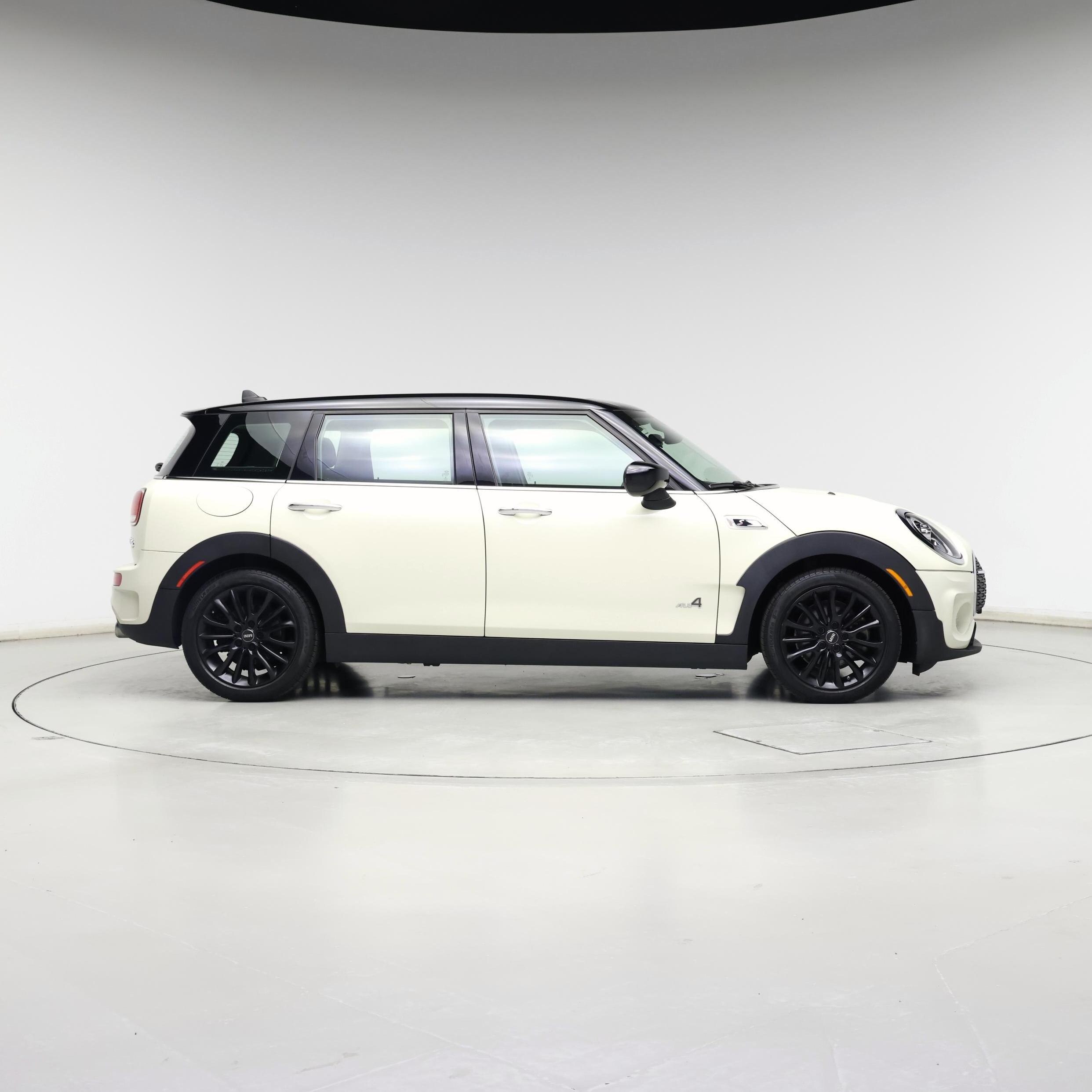 Thumbnail: 2021 MINI Cooper Clubman - 7