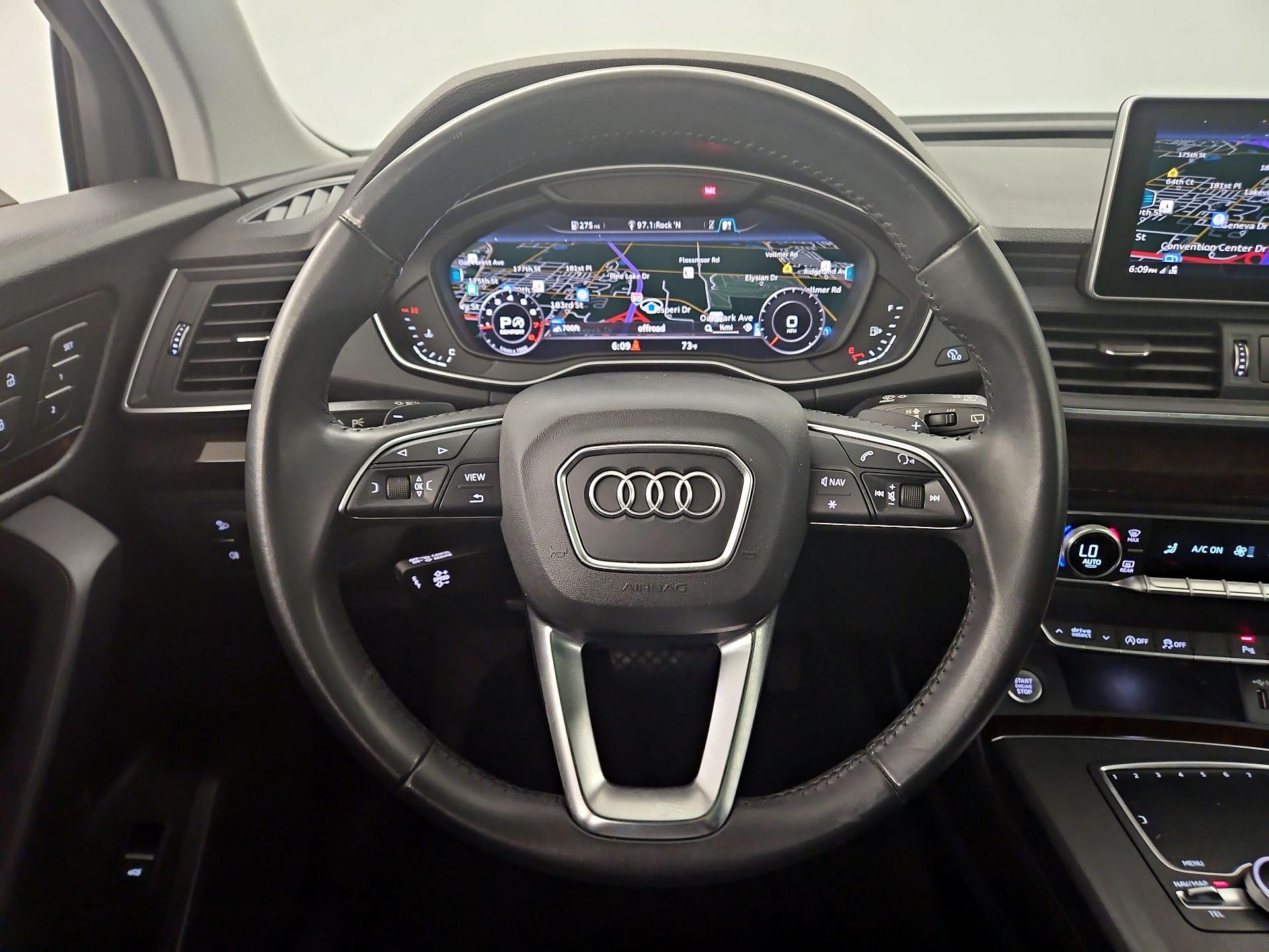 Thumbnail: 2019 Audi Q5 - 10